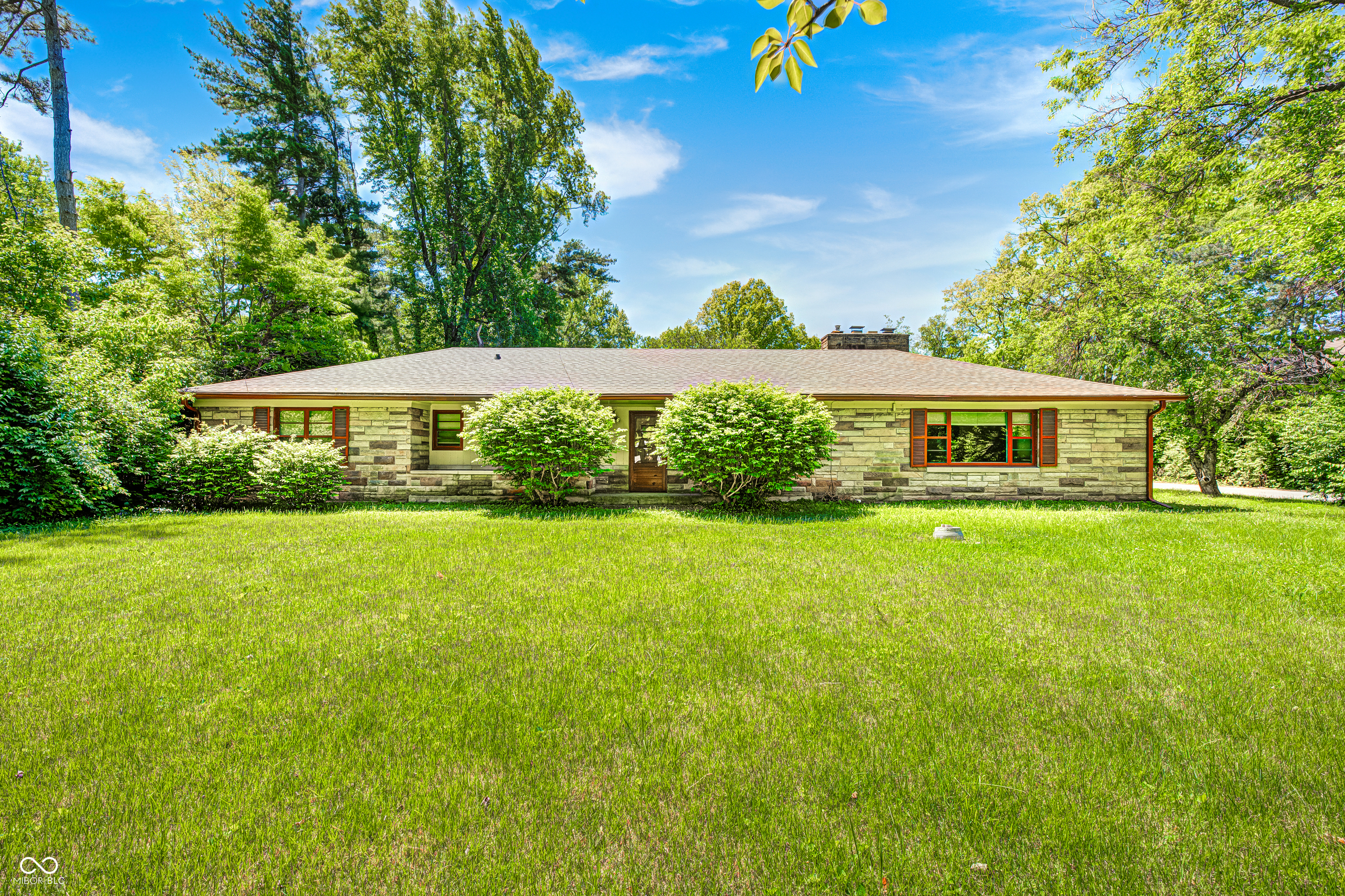 4701 Kessler Boulevard East Drive