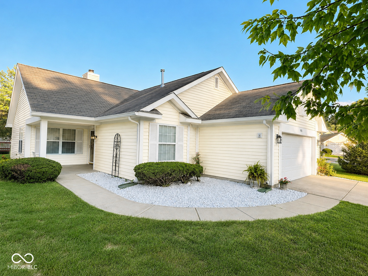 7335 Brackenwood Circle Property Photo 1