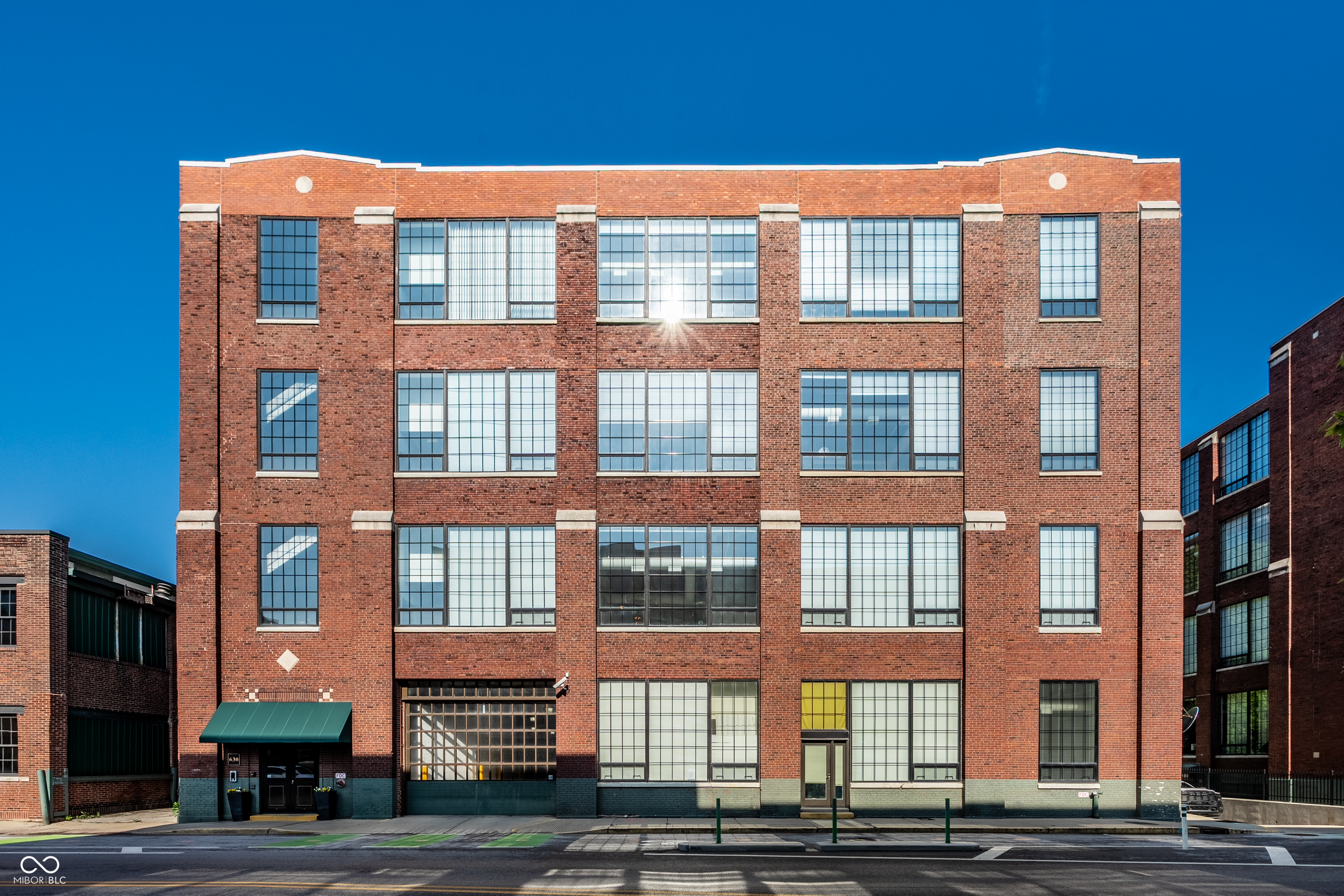 630 N College Avenue 303