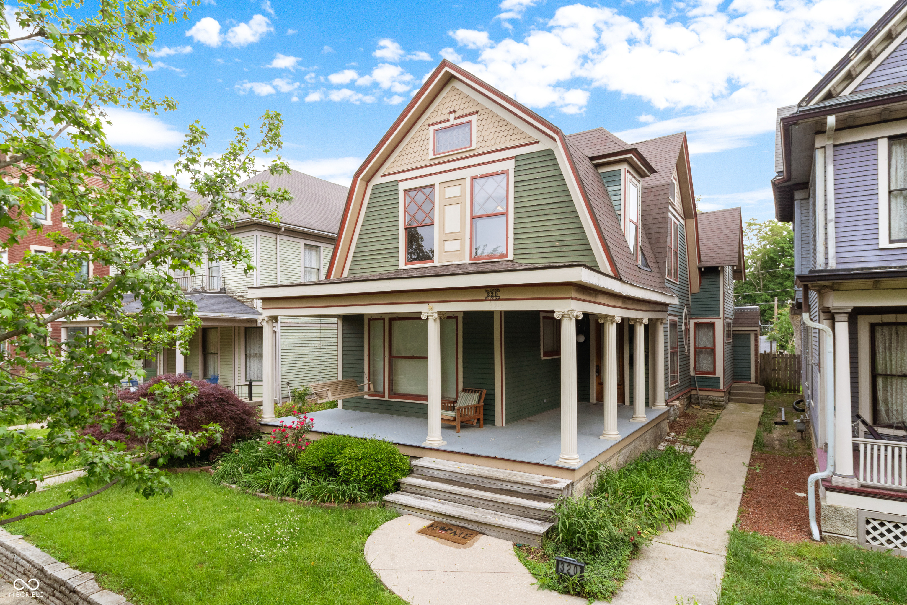 320 W 12th Street