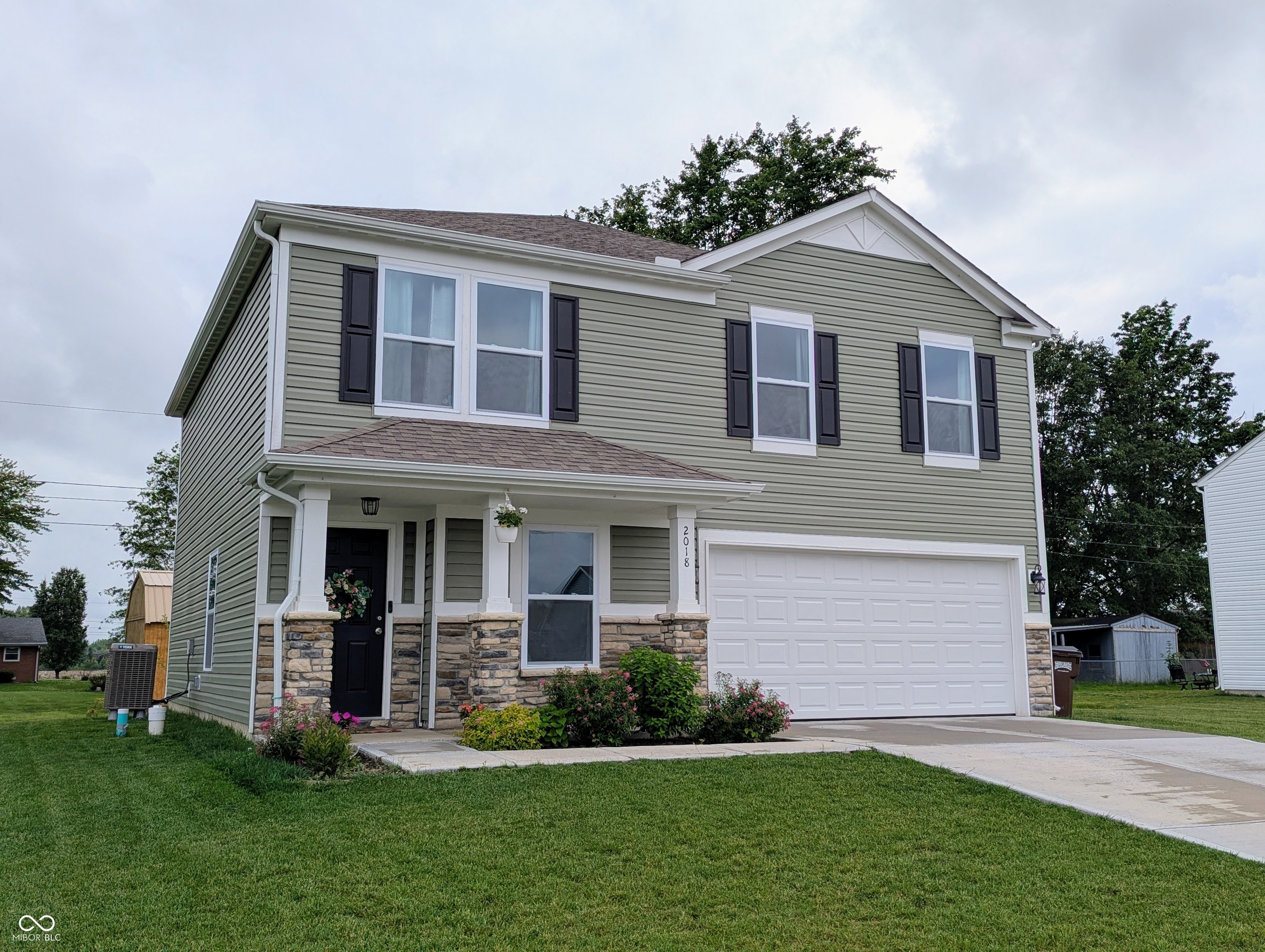 2018 Sandhill Drive Property Photo 1