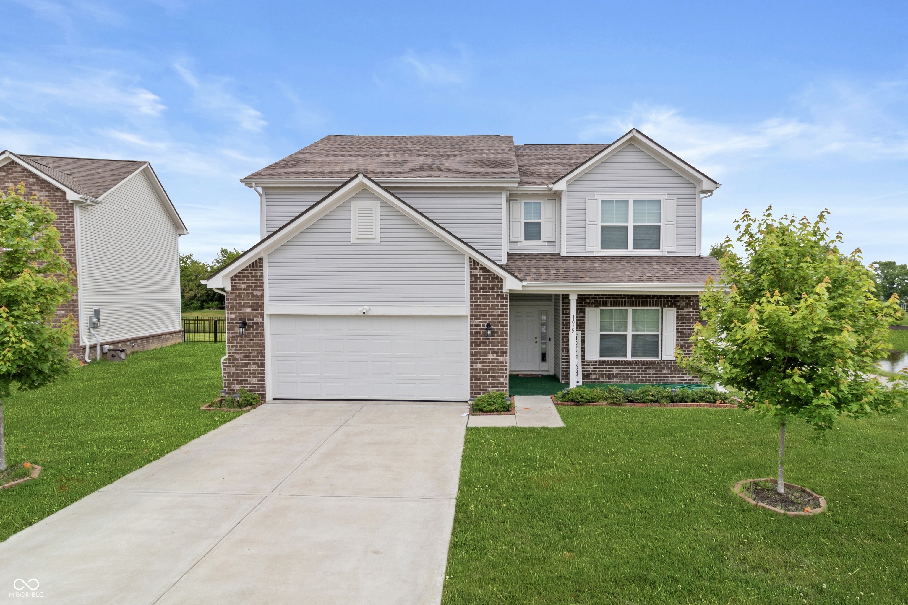 1075 Galaxy Lane Property Photo 1