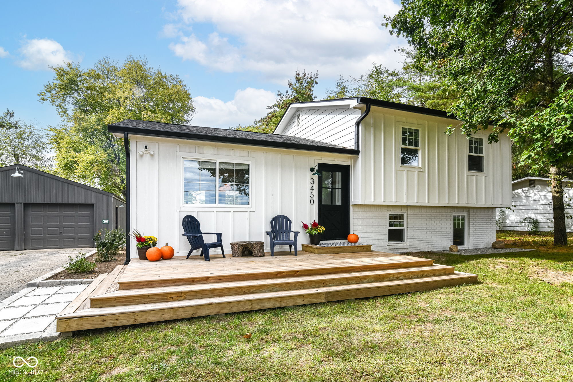 3450 S 575 Property Photo 1
