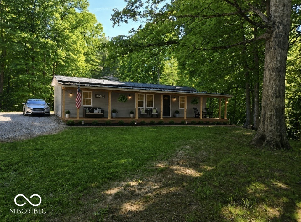 6440 State Road 42 Property Photo 1