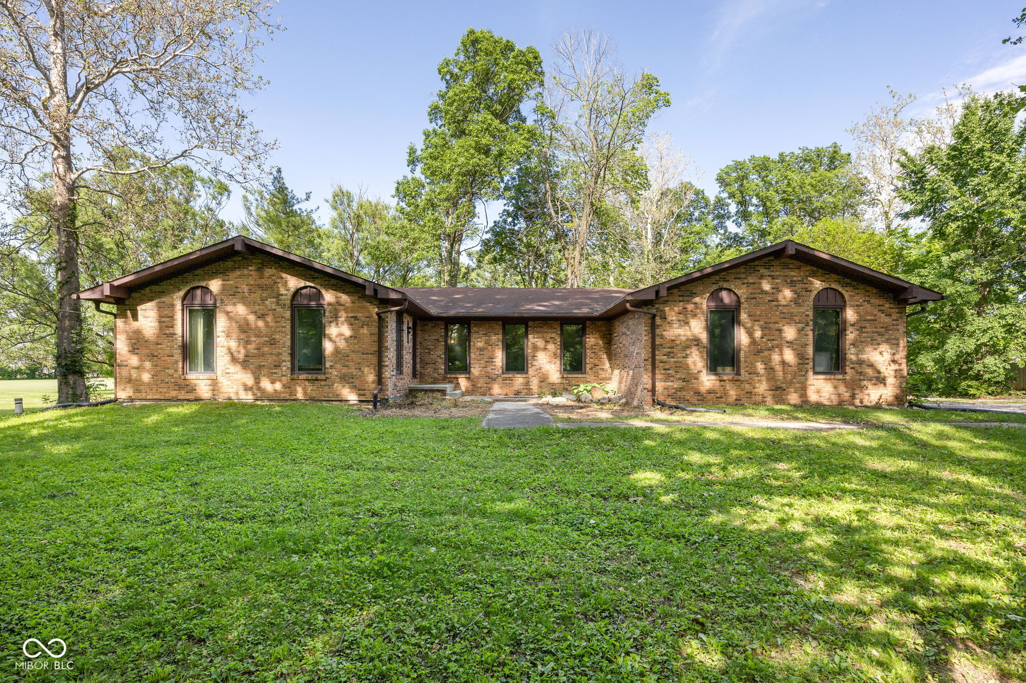 1186 S 200 Property Photo 1