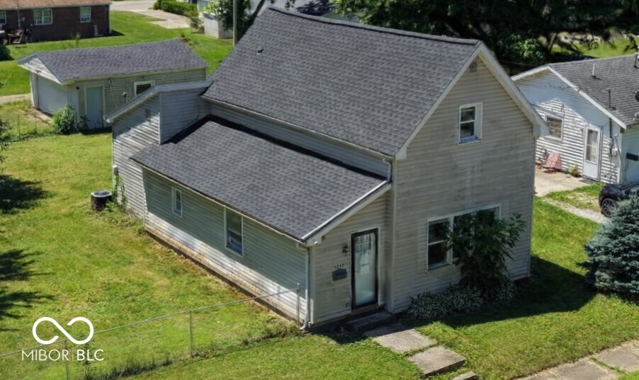 1317 Cottage Avenue Property Photo 1