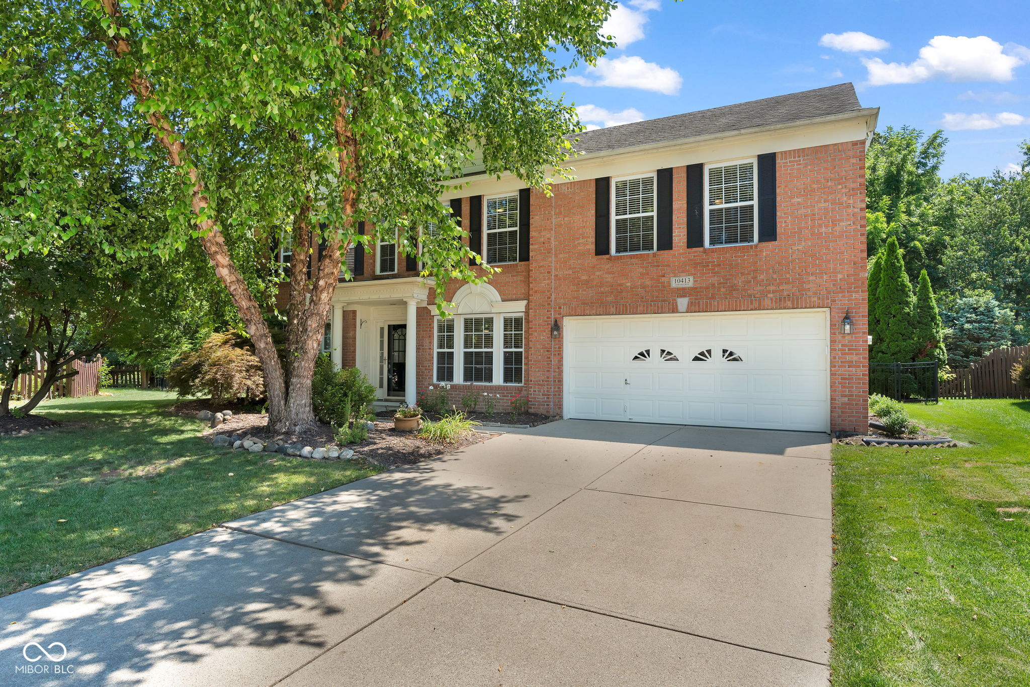 10413 Corning Way Property Photo 1