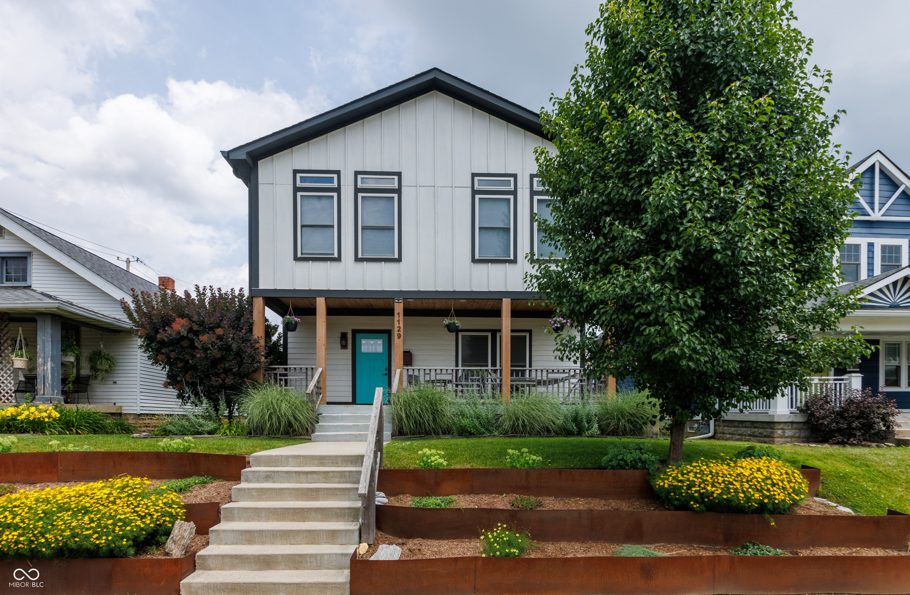 1129 Dawson Street Property Photo 1