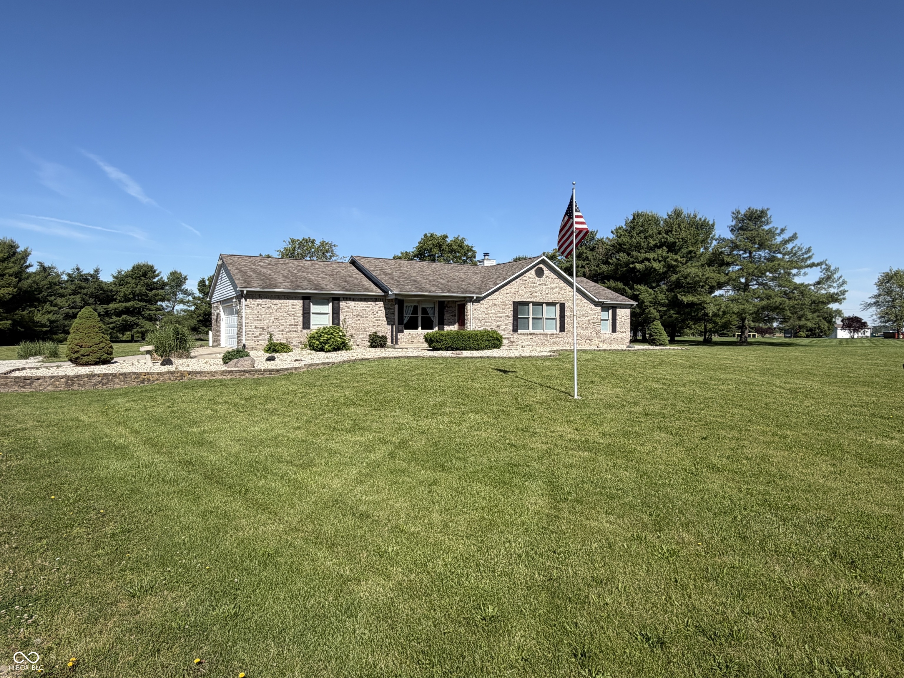 1136 Holmes Road Property Photo 1