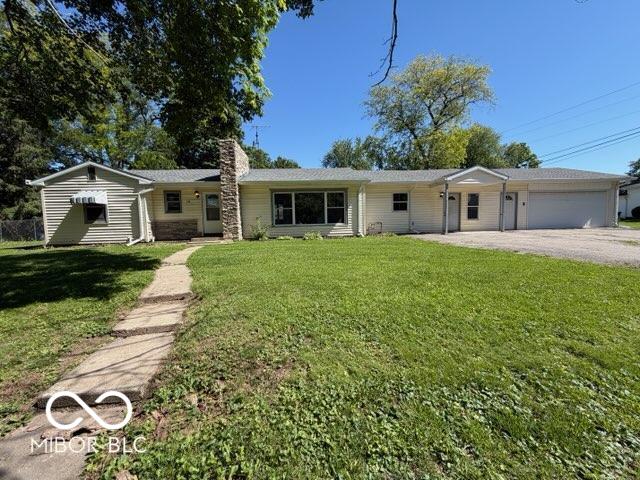 130 E Broad Street Property Photo 1