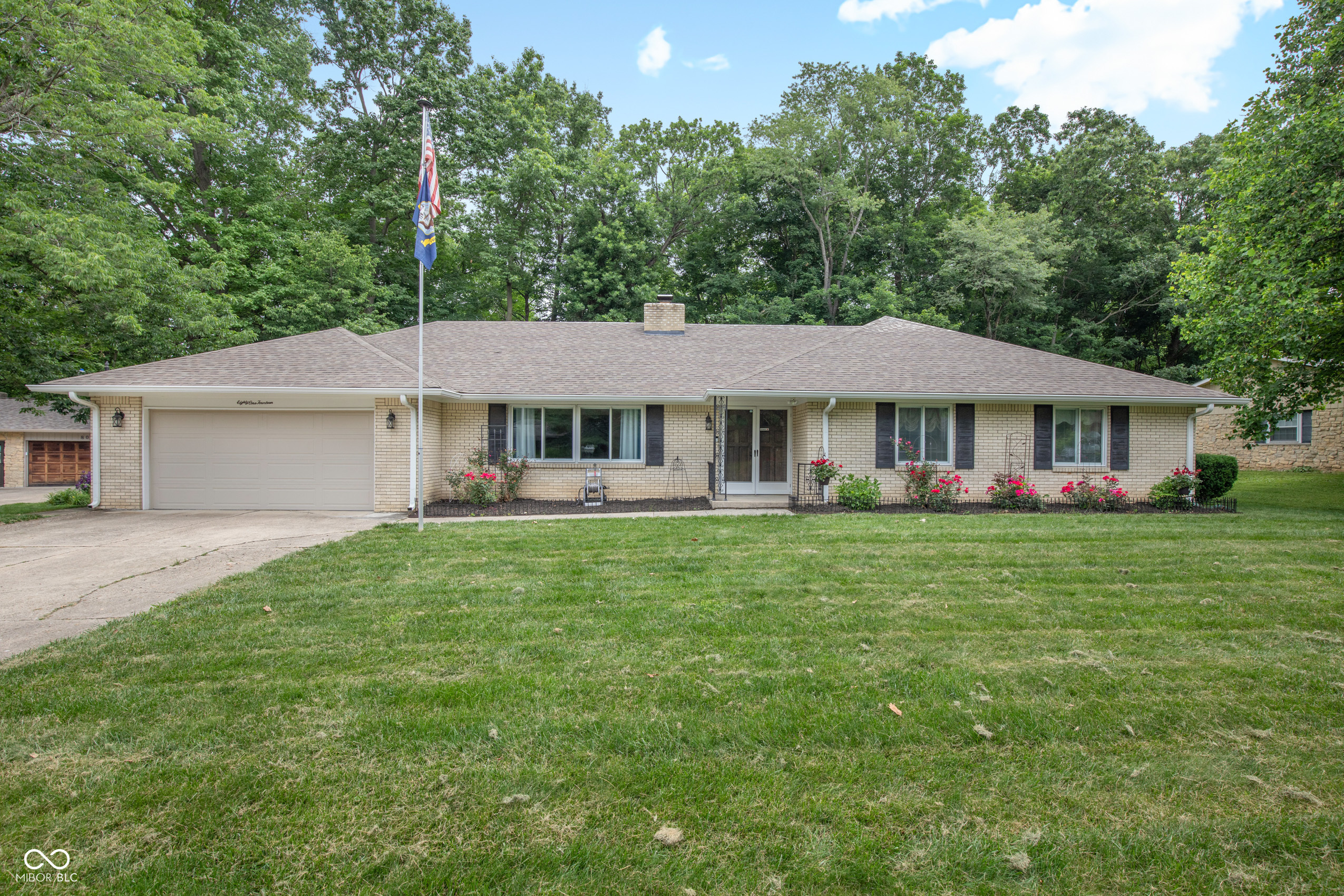 8114 Black Oak Drive Property Photo 1