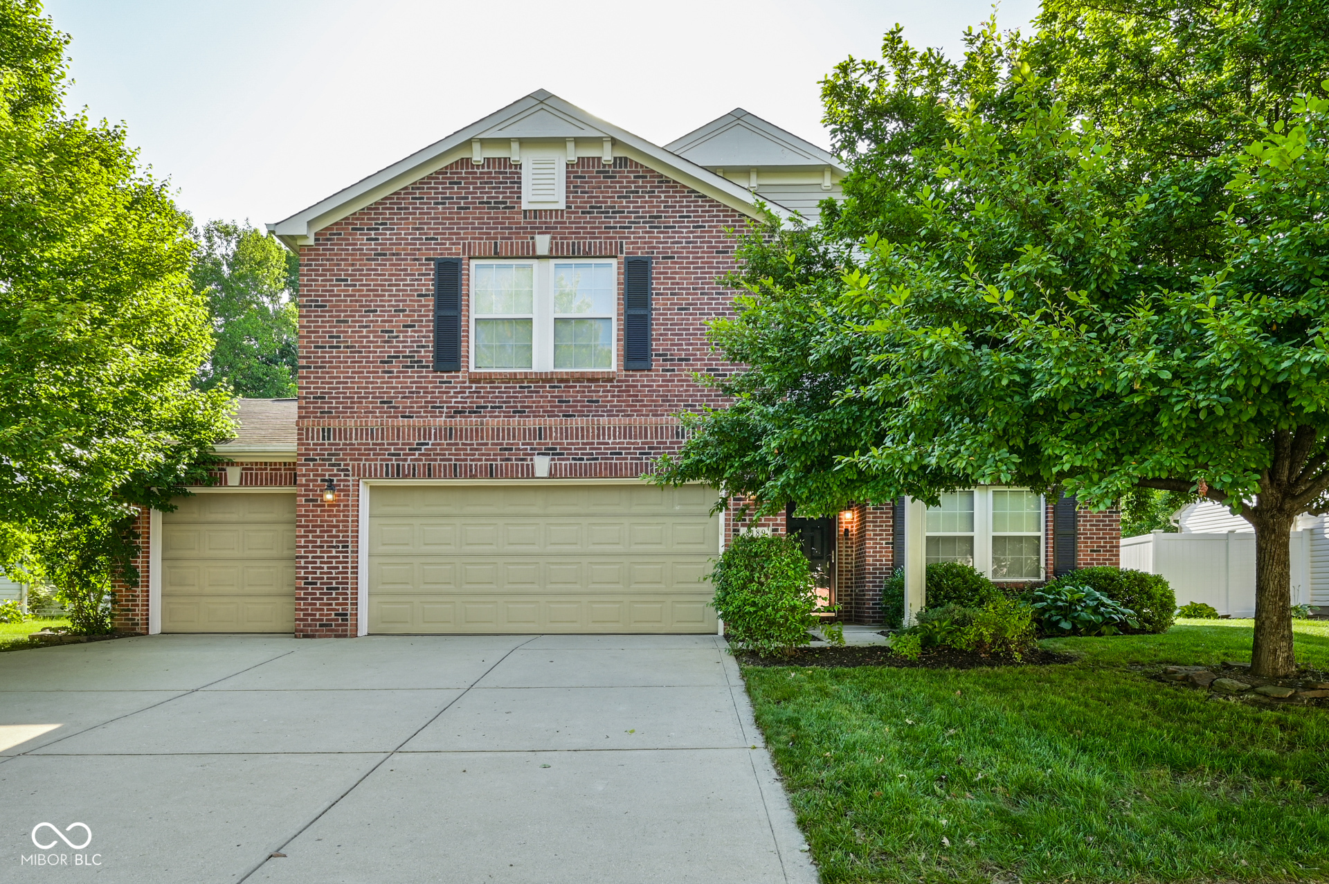 8189 Admirals Landing Place Property Photo 1
