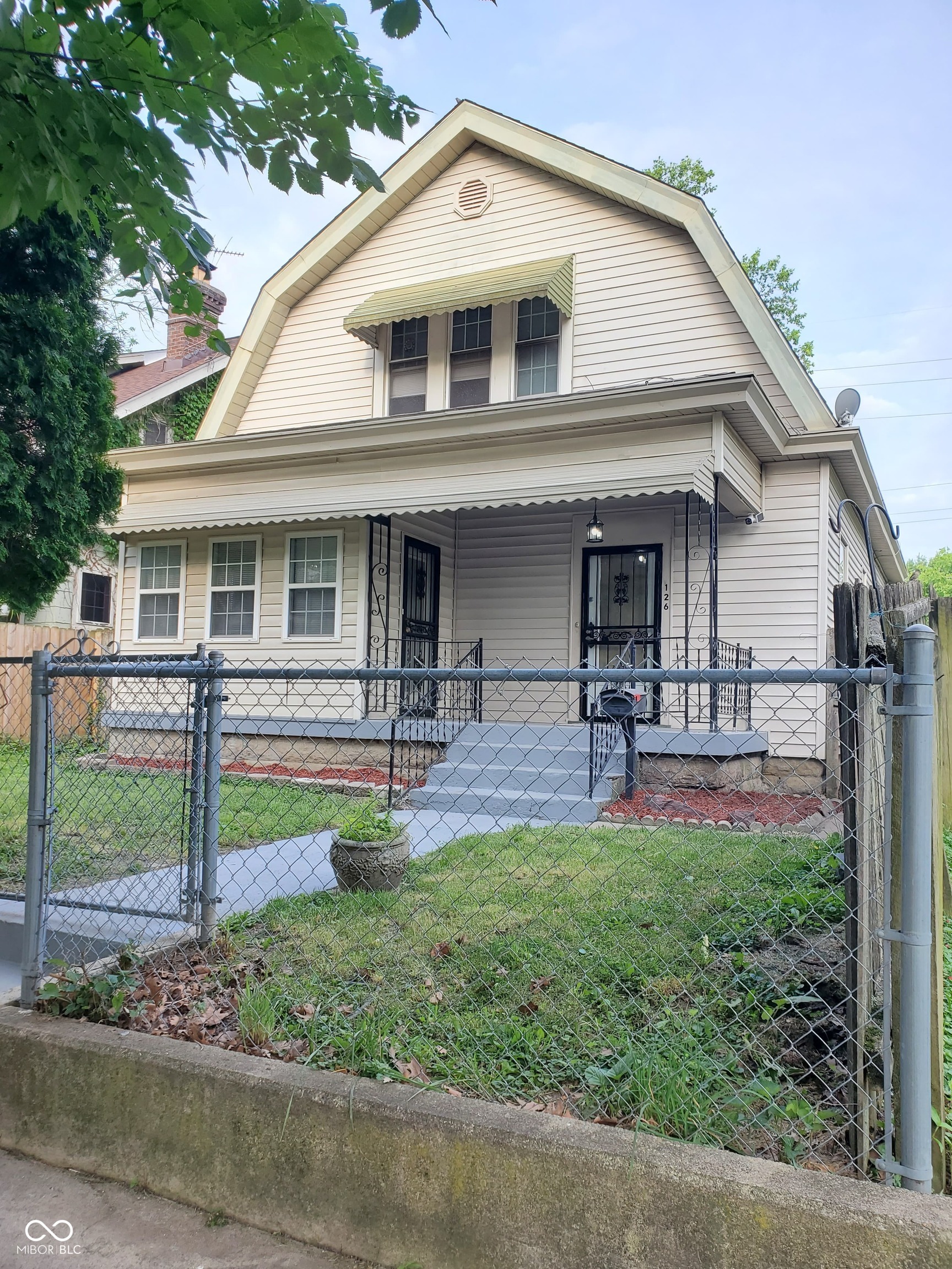 126 N Drexel Avenue Property Photo 1