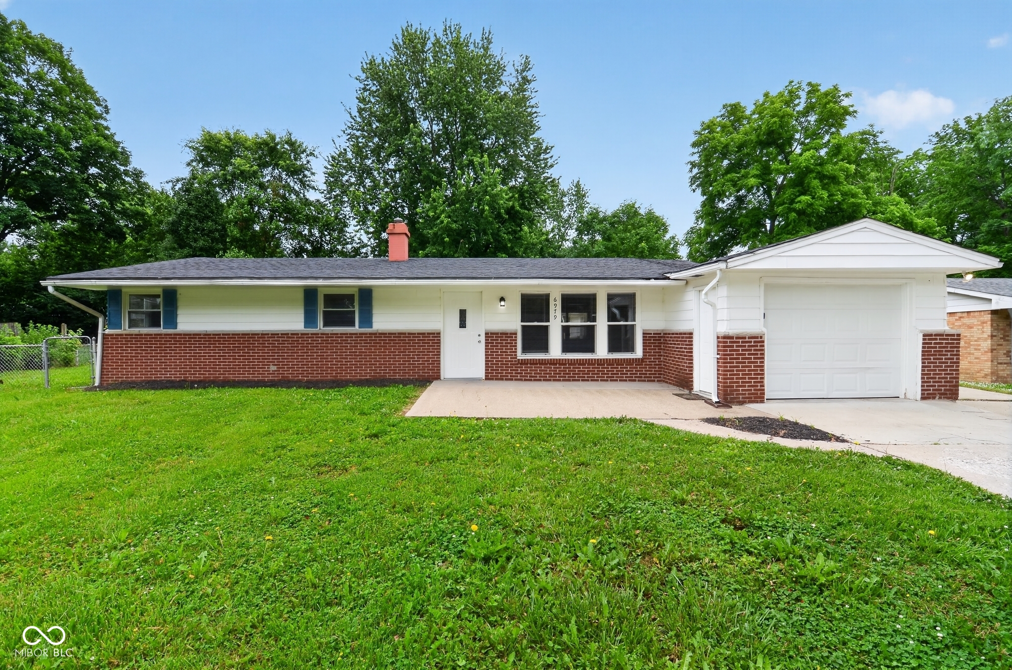 6979 W 13th Street Property Photo 1