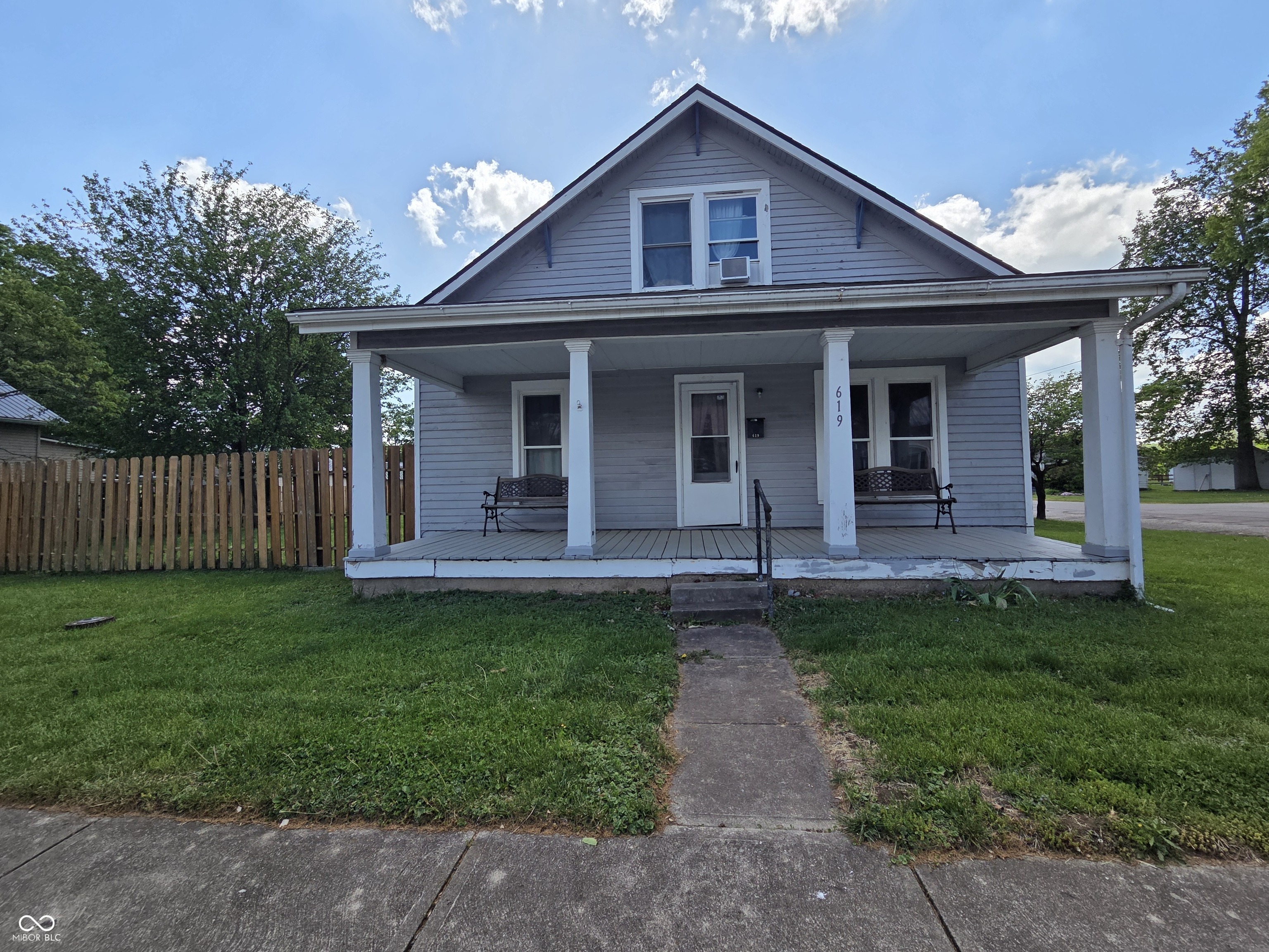 619 Fourth Street Property Photo 1