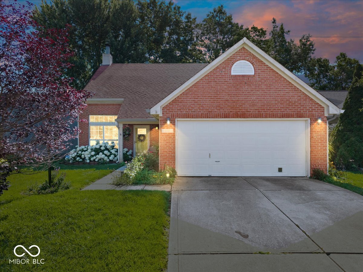 2261 Rolling Oak Drive Property Photo 1