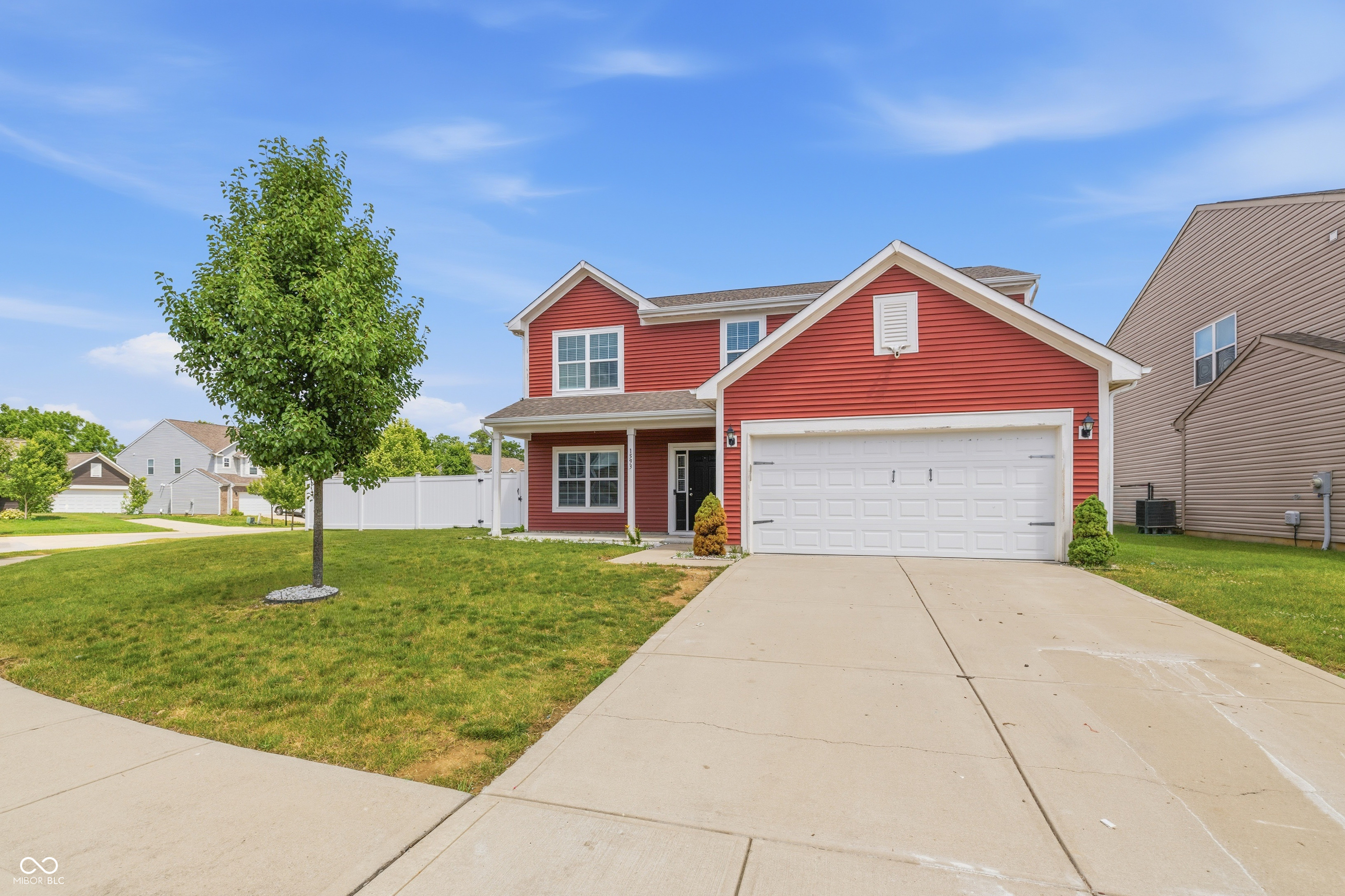 1593 Woodside Circle Property Photo 1