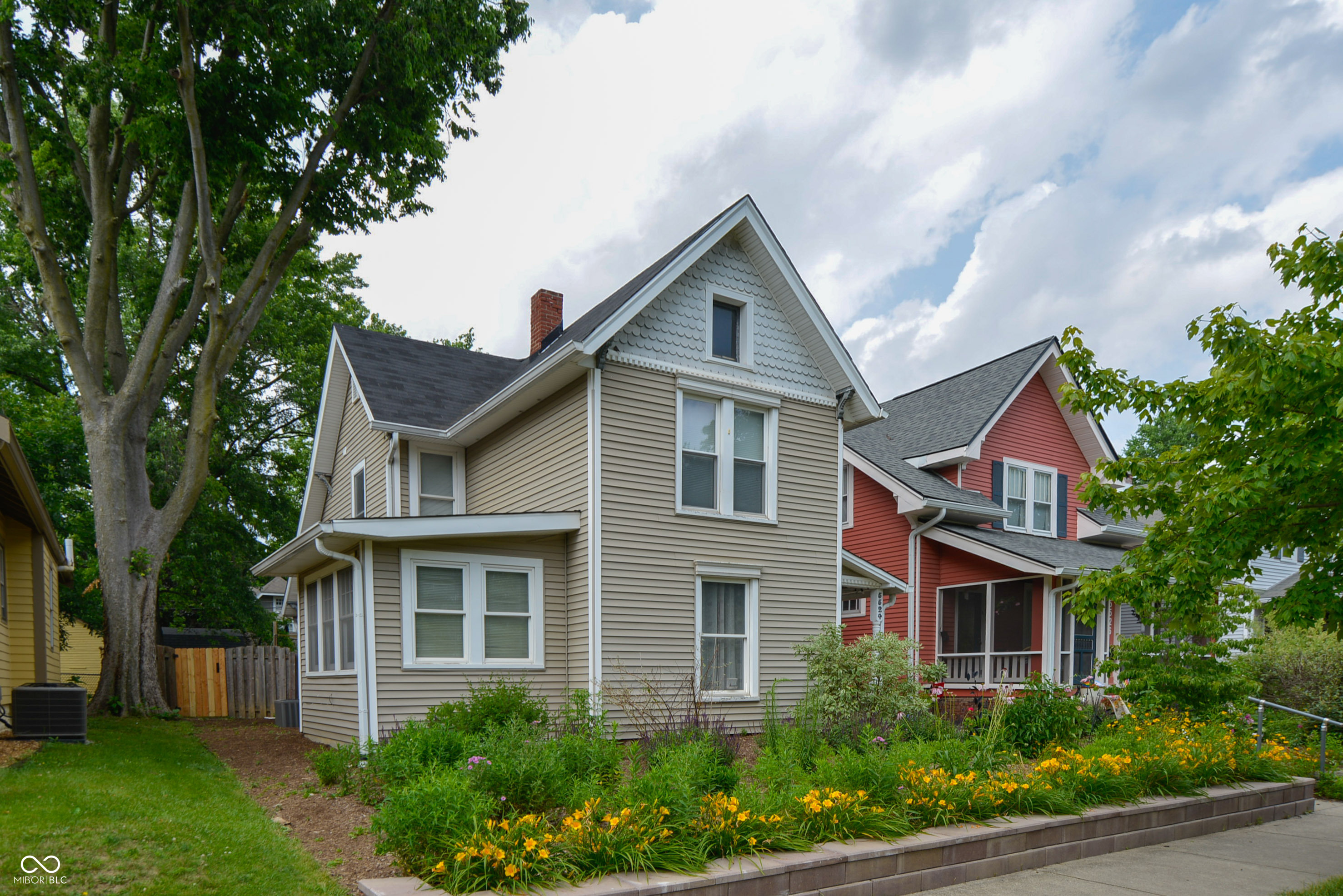 5524 E Michigan Street