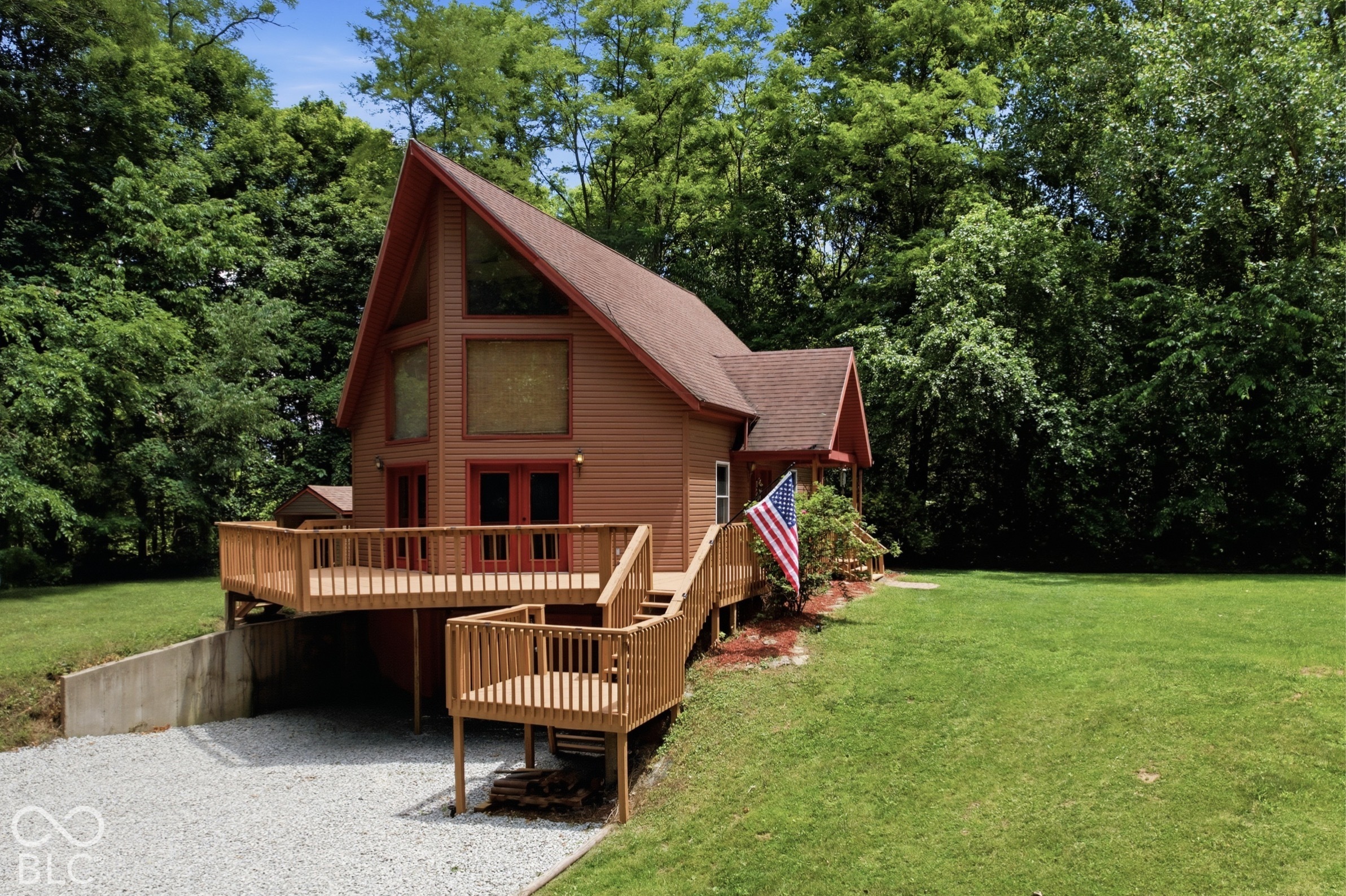 11099 Bushy Road Property Photo 1