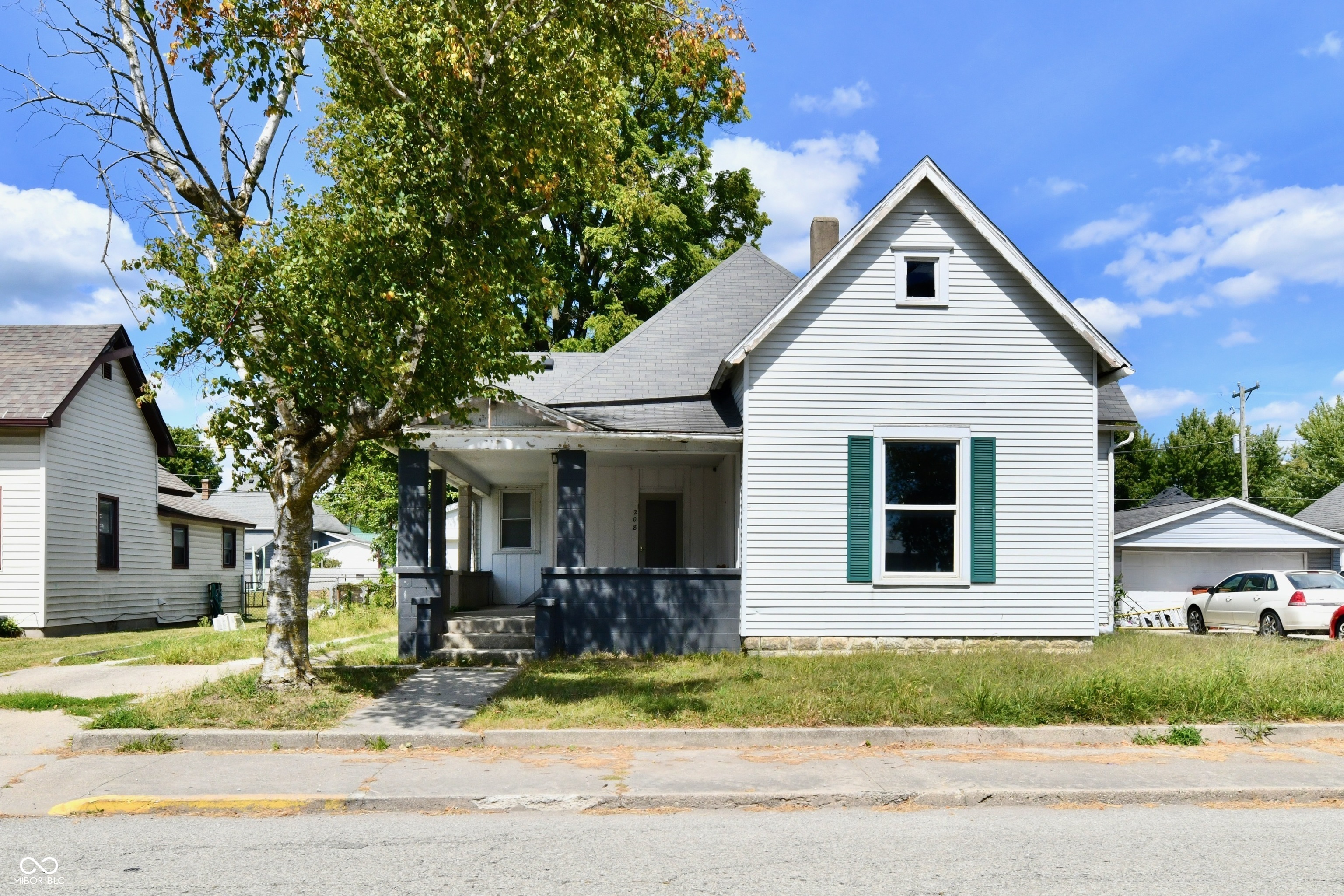 208 E Sherman Street Property Photo 1