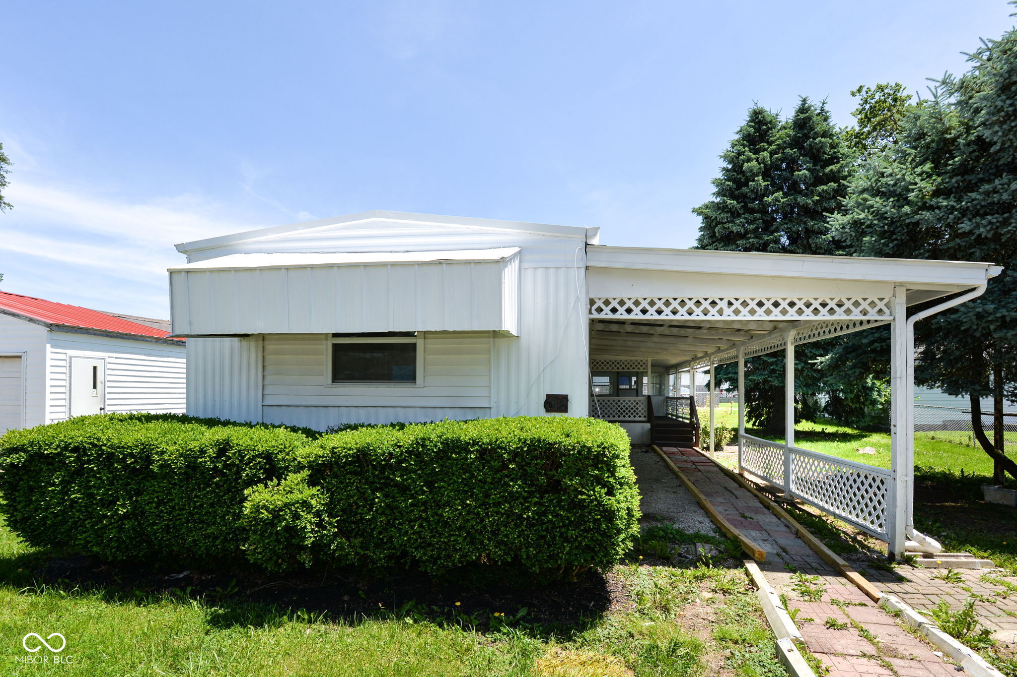 608 White Street Property Photo 1