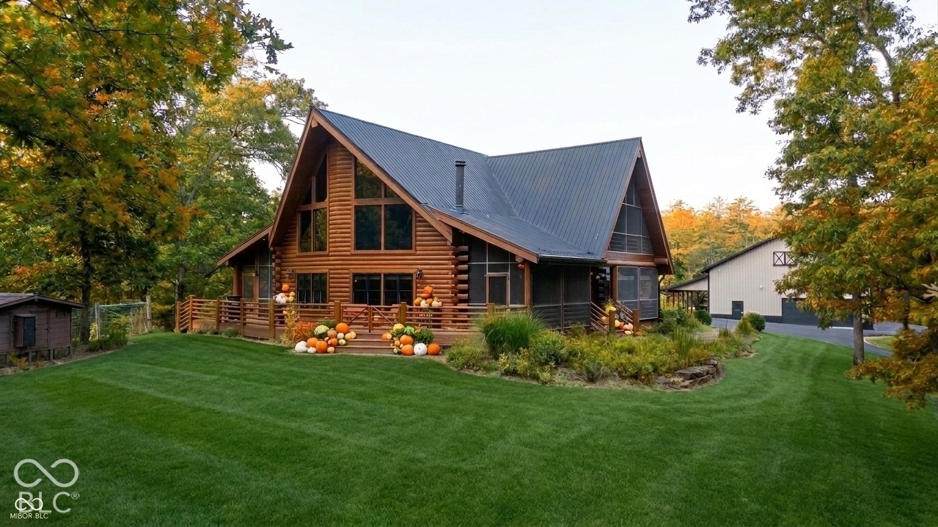 8160 State Road 135 Property Photo 1