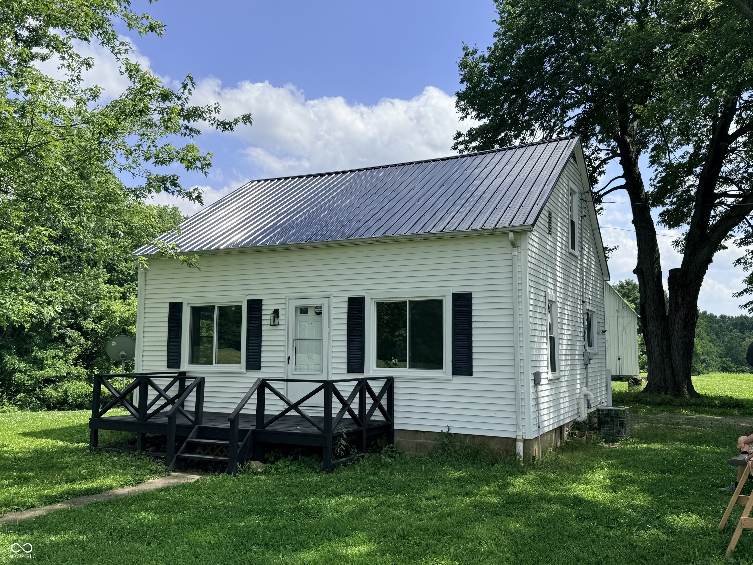 18092 Stone Church Road Property Photo 1