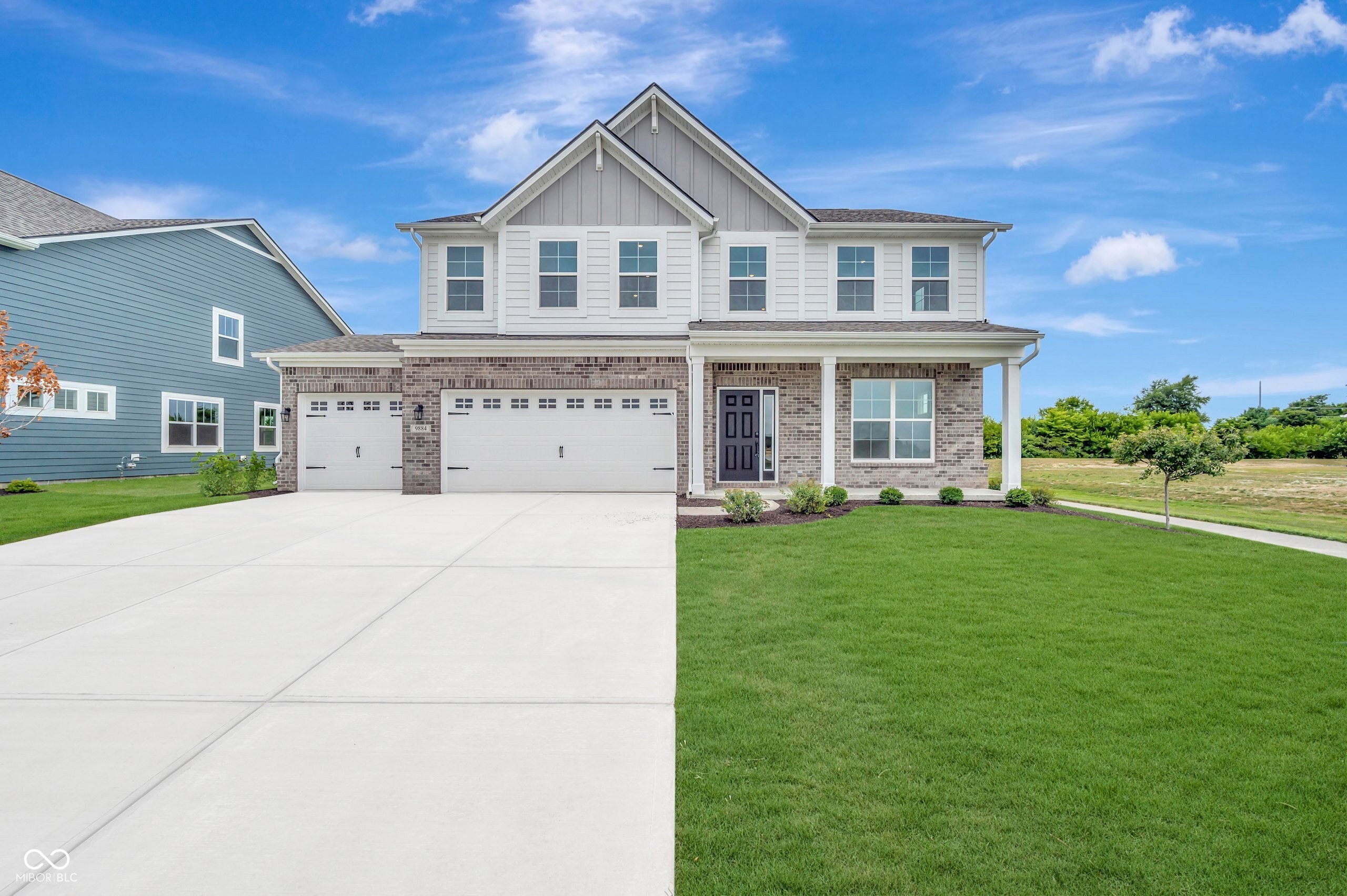 9884 Glad Grist Drive Property Photo 1