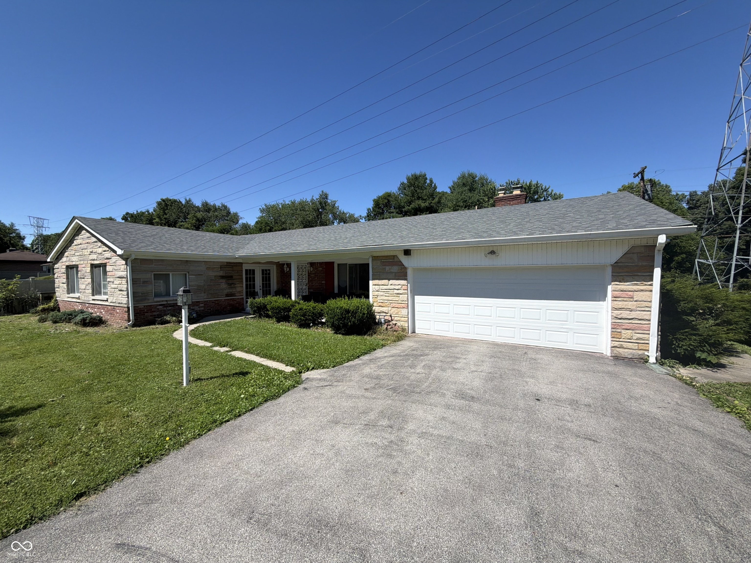4338 Westbourne Drive Property Photo 1