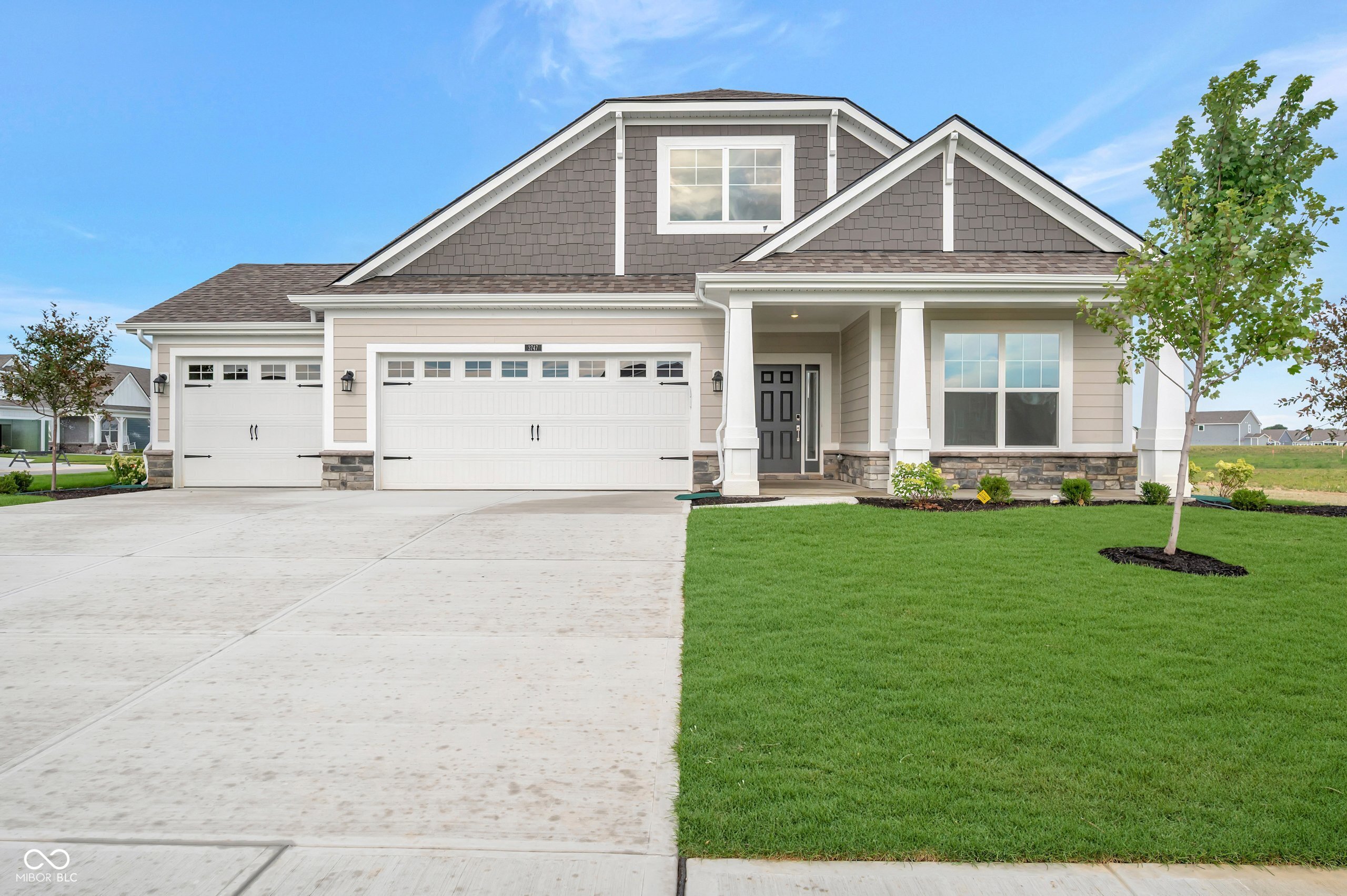 3747 Dutton Drive Property Photo 1