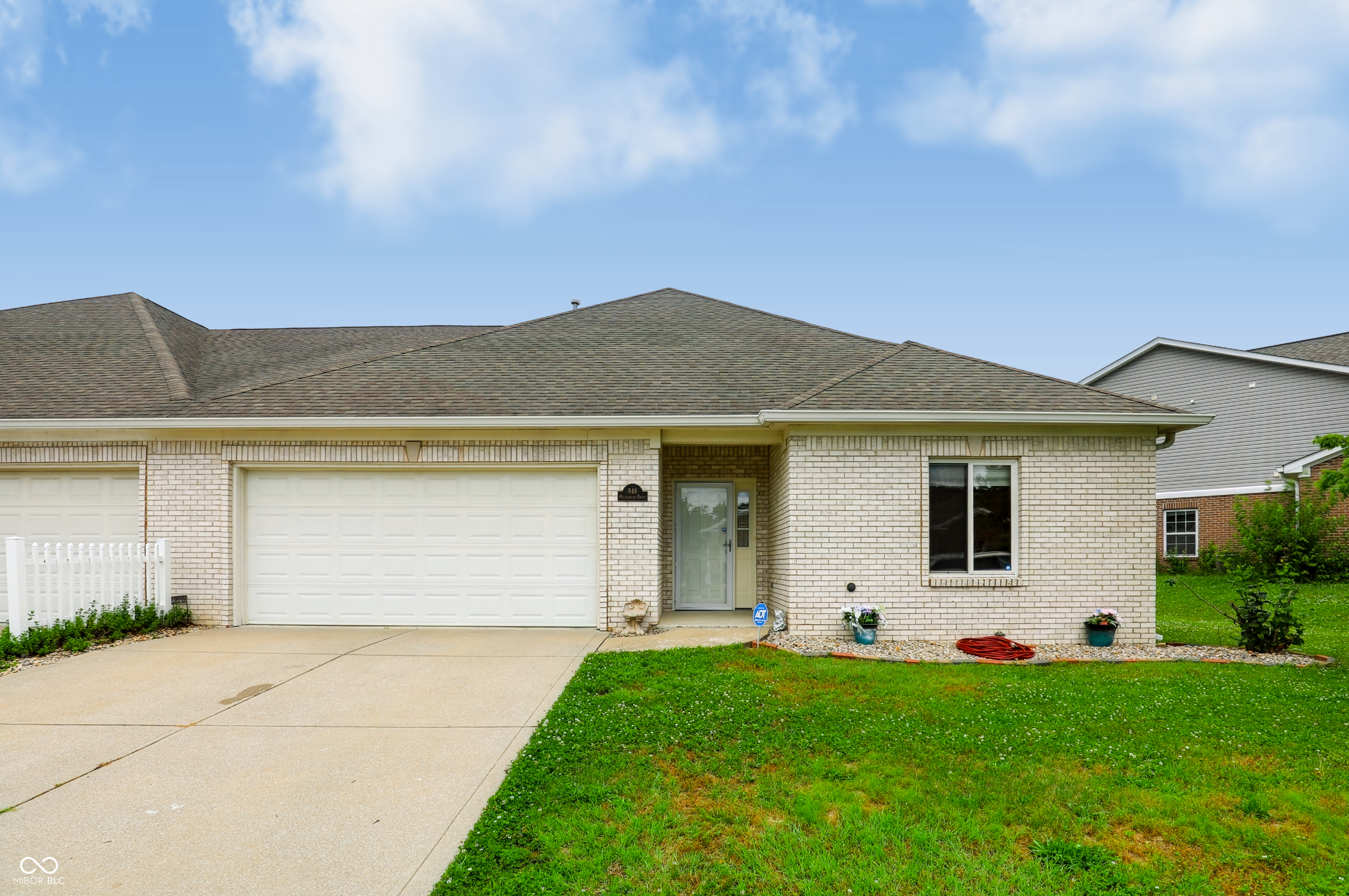 848 Hildebrand Drive