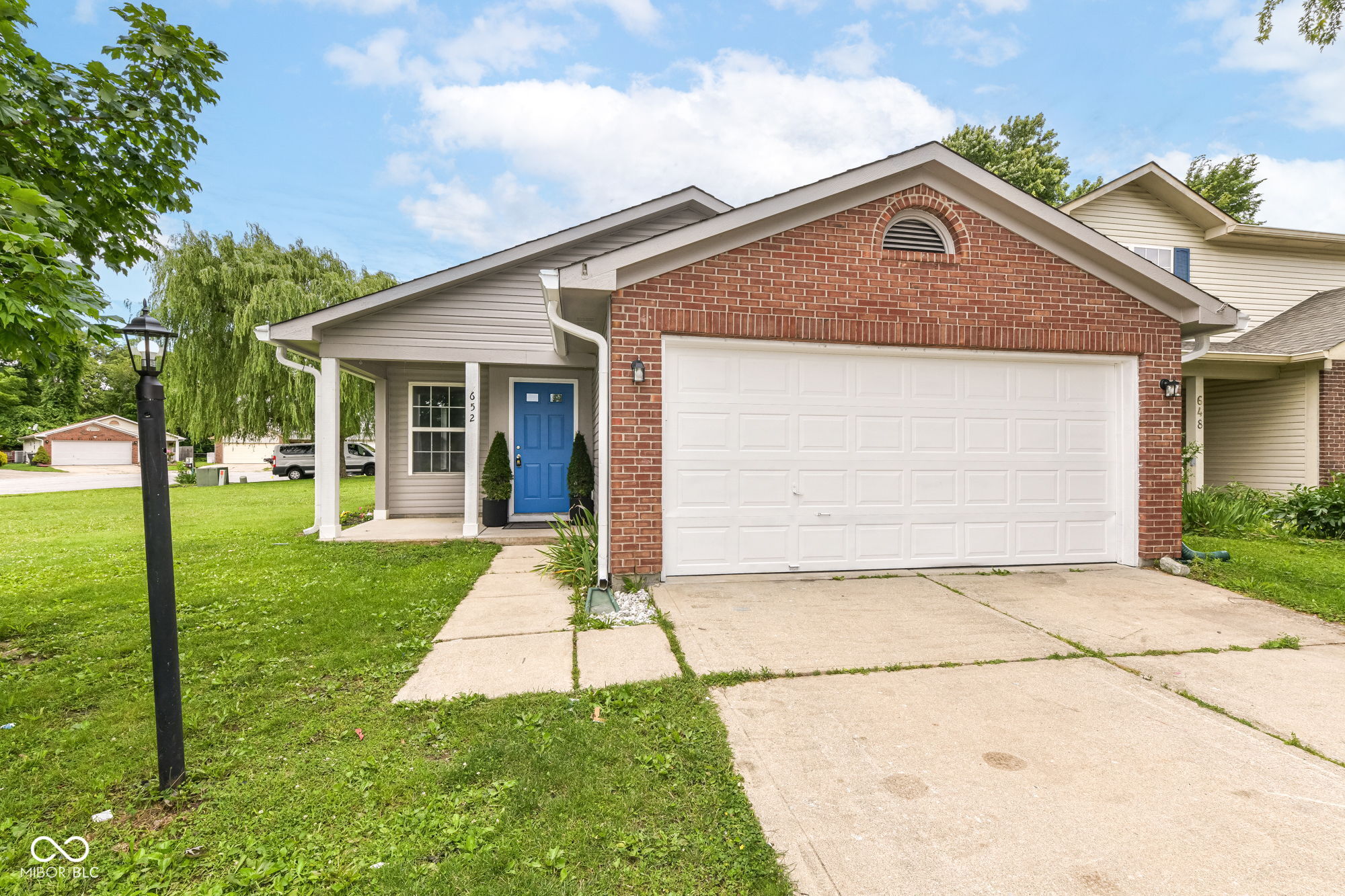 652 Meadows Edge Lane Property Photo 1