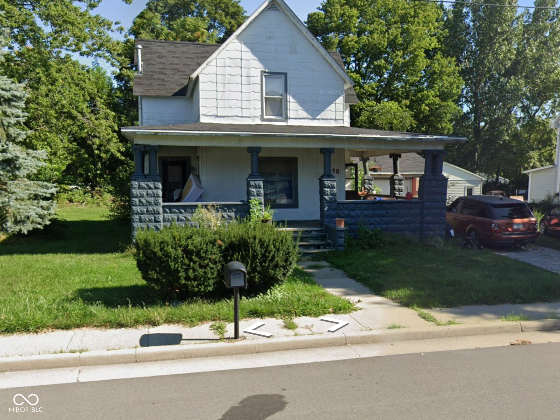 516 W Main Property Photo 1