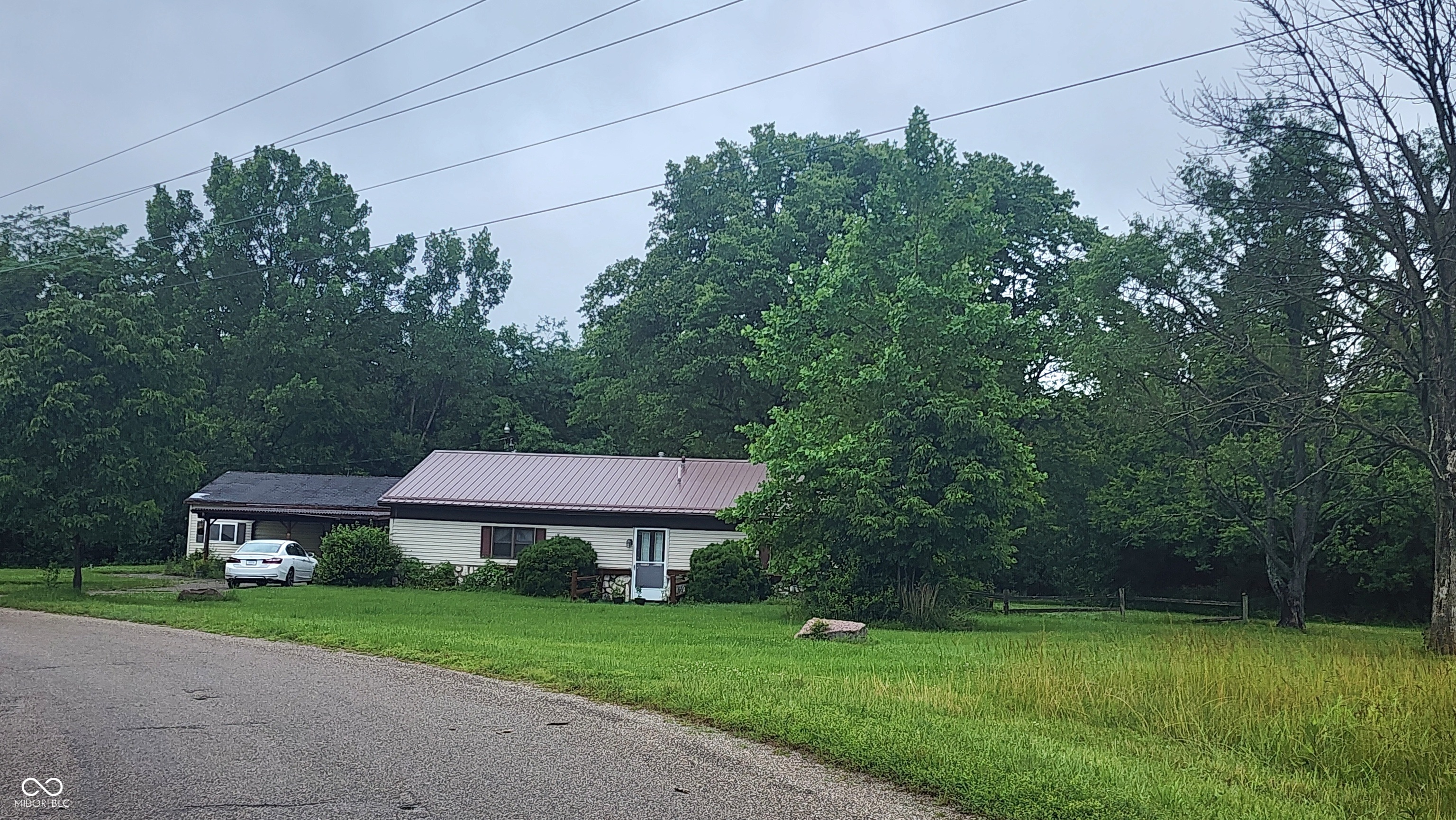 92 E Trestle Road Property Photo 1