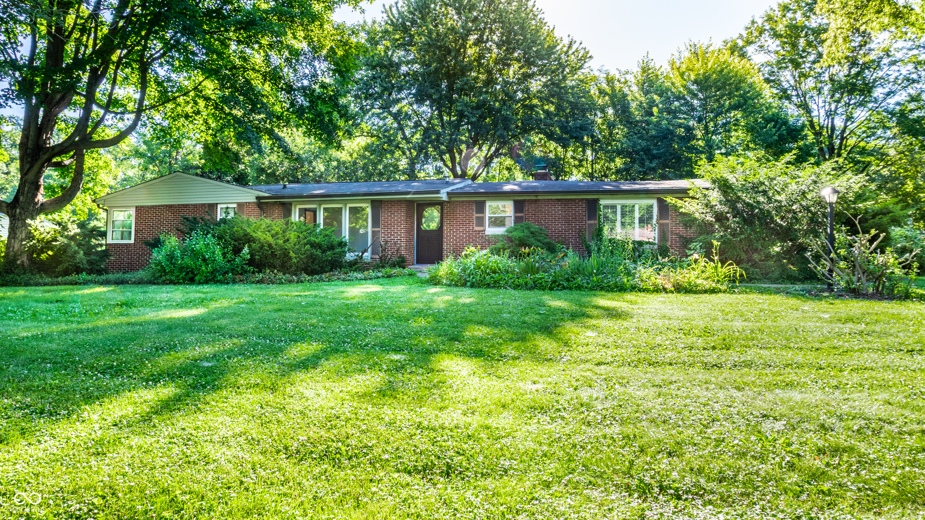 6101 N Sherman Drive Property Photo 1