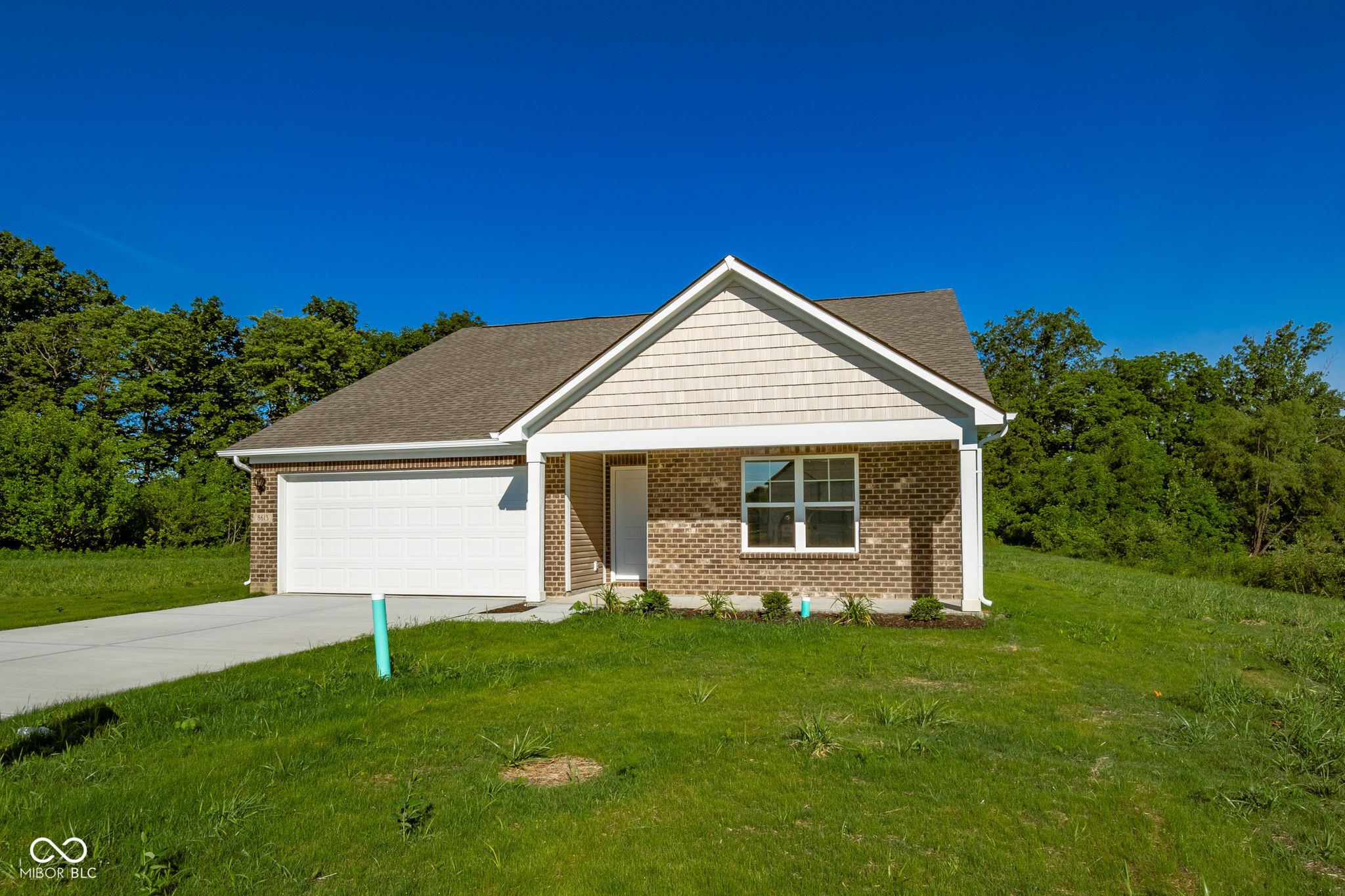 8504 N Seneca Drive Property Photo 1