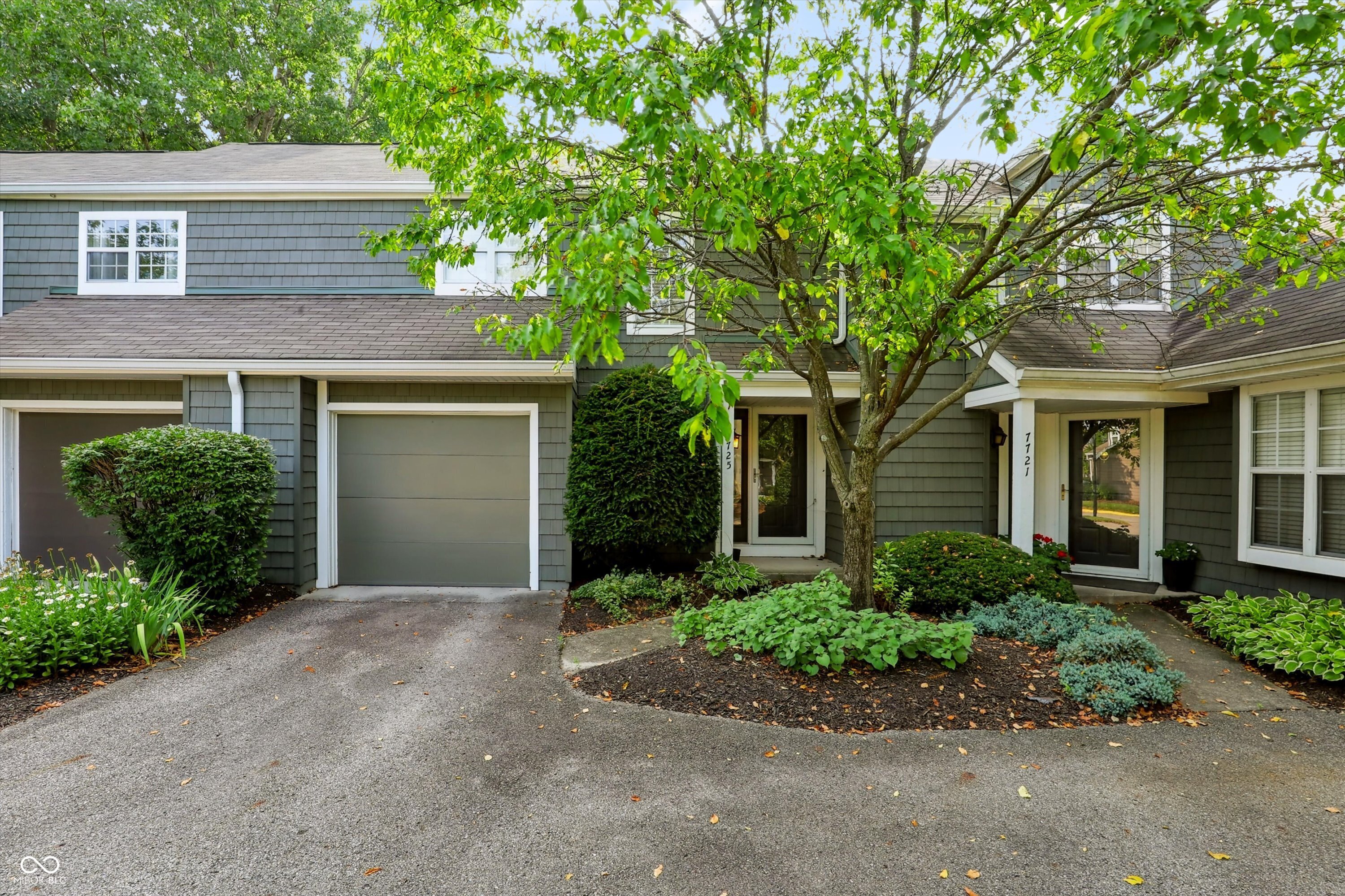 7725 Harbour Isle Property Photo 1