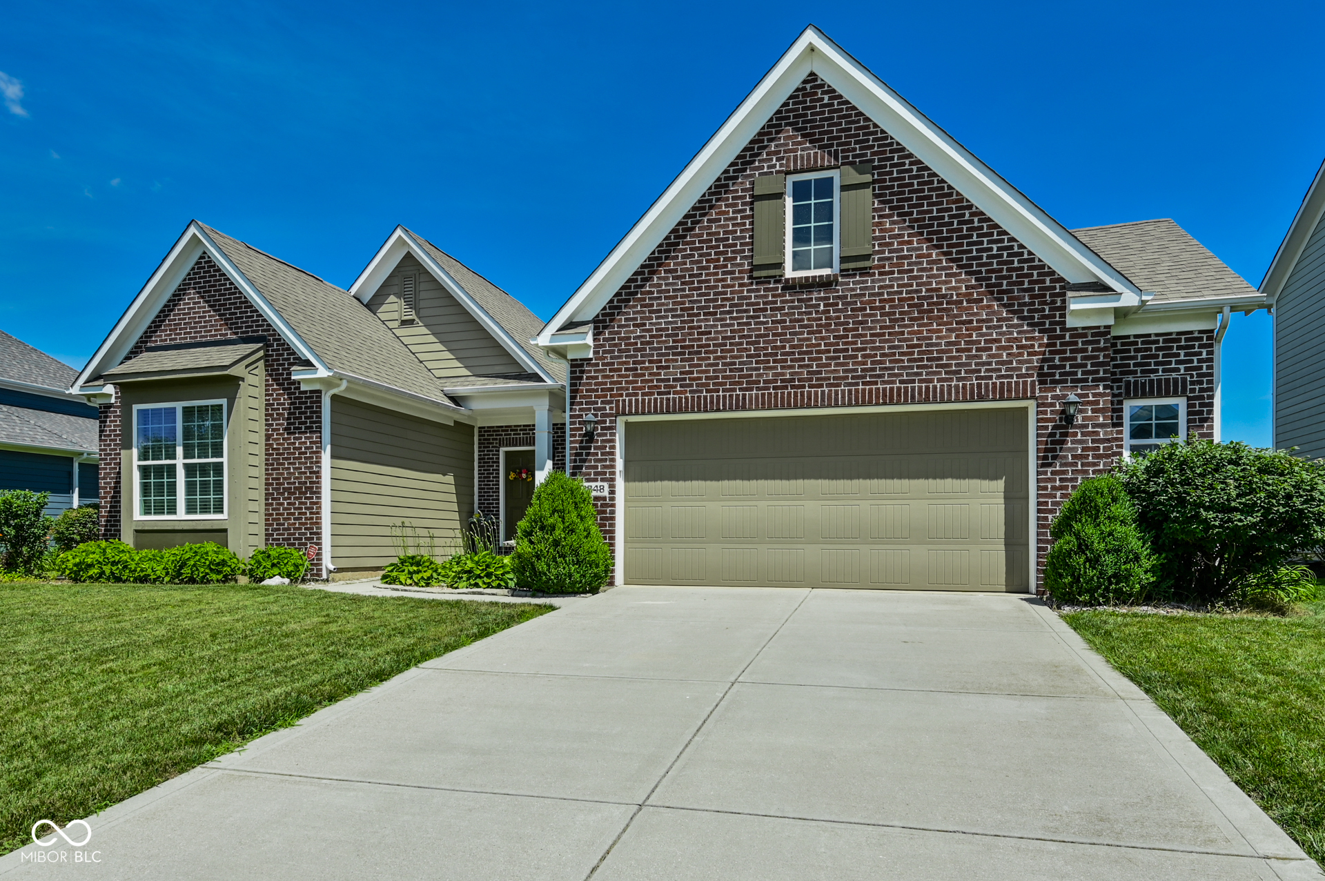 13848 Fieldcrest Drive Property Photo 1