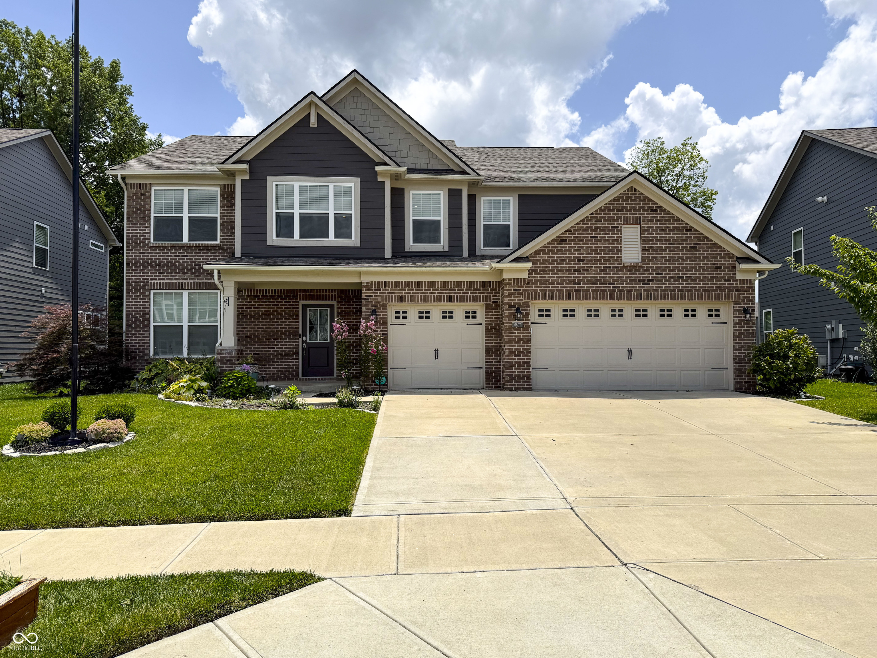 6807 Collisi Place Property Photo 1