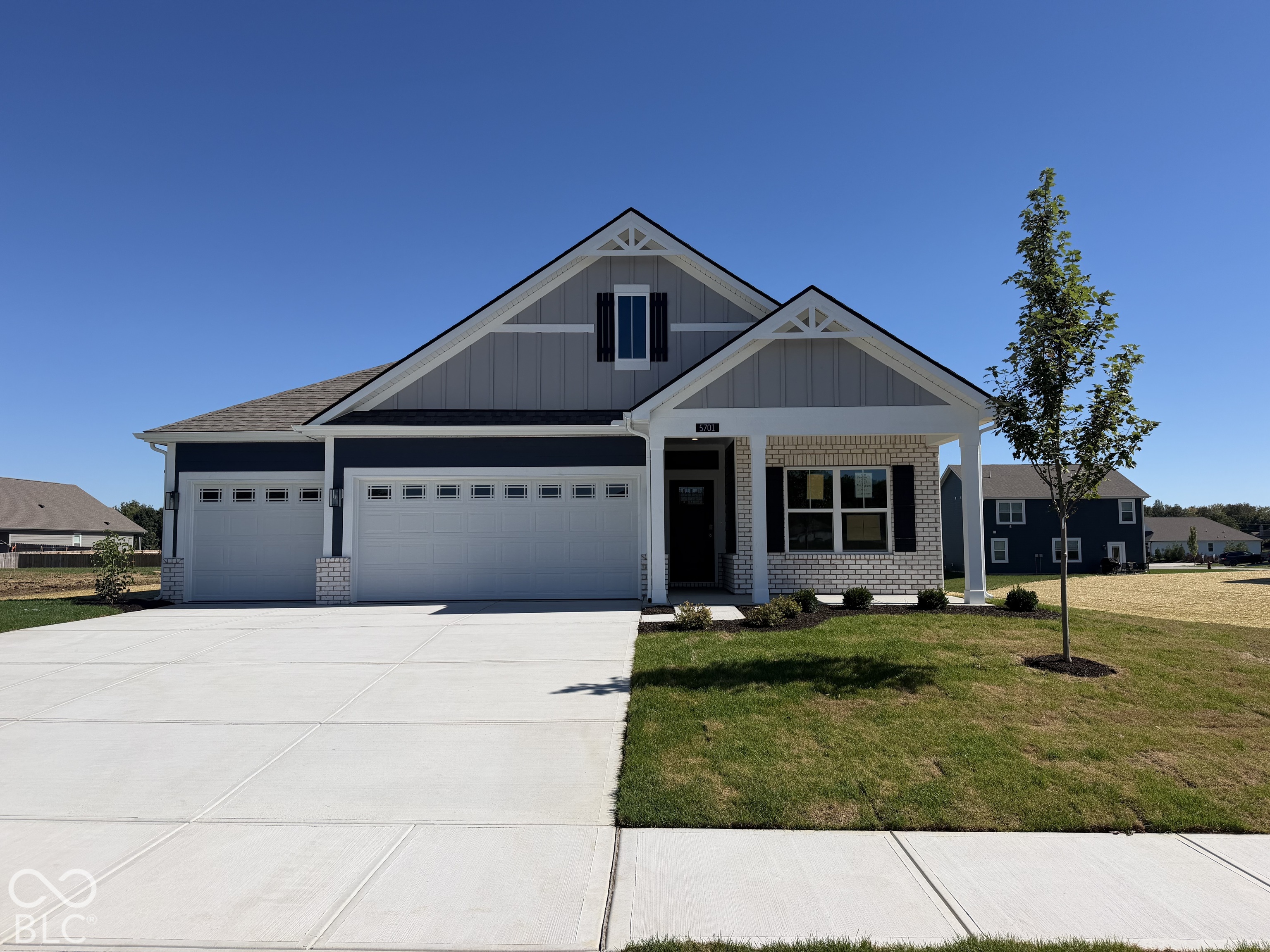 5701 Bluewing Creek Property Photo 1