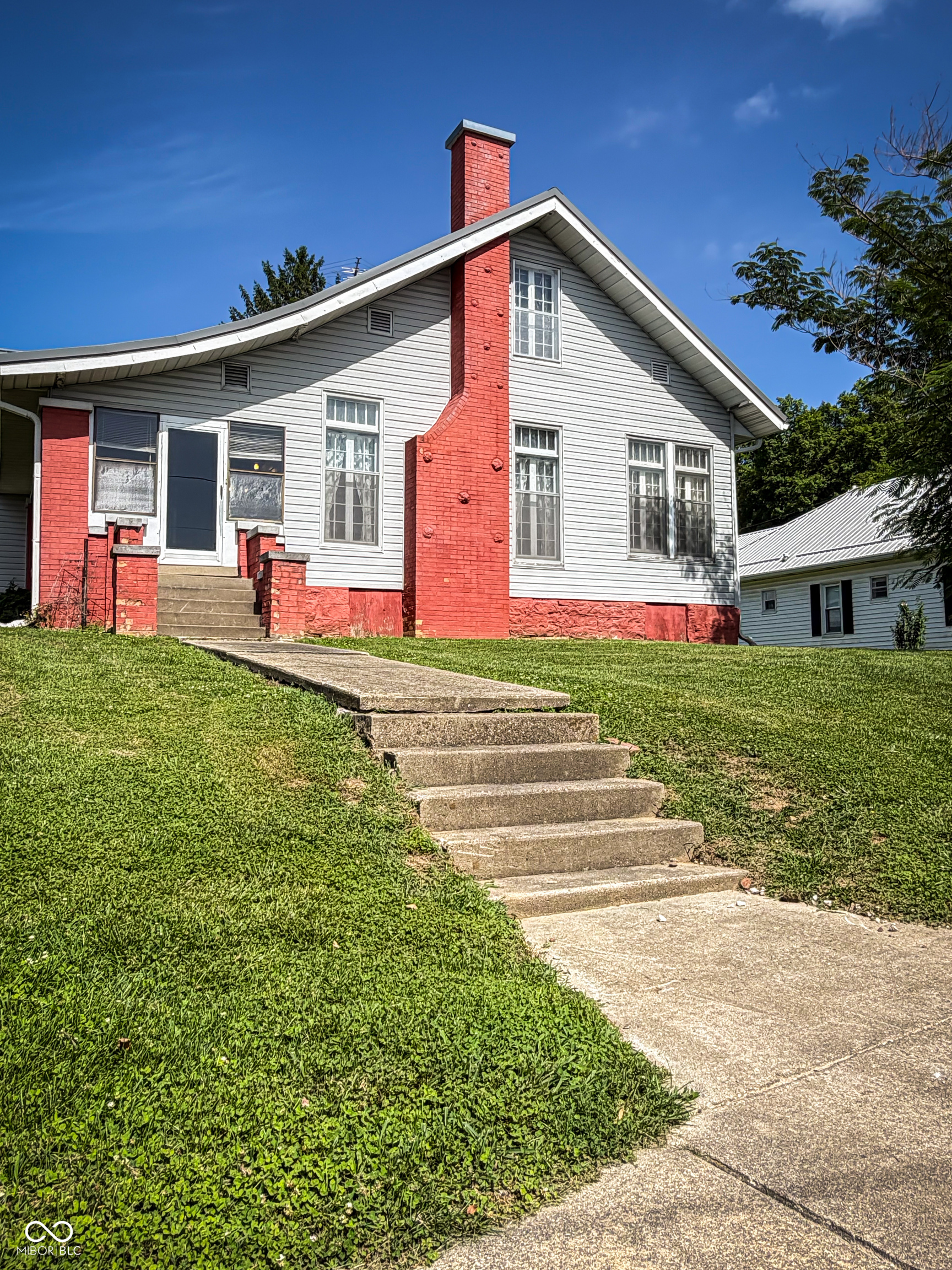 106 College Avenue
