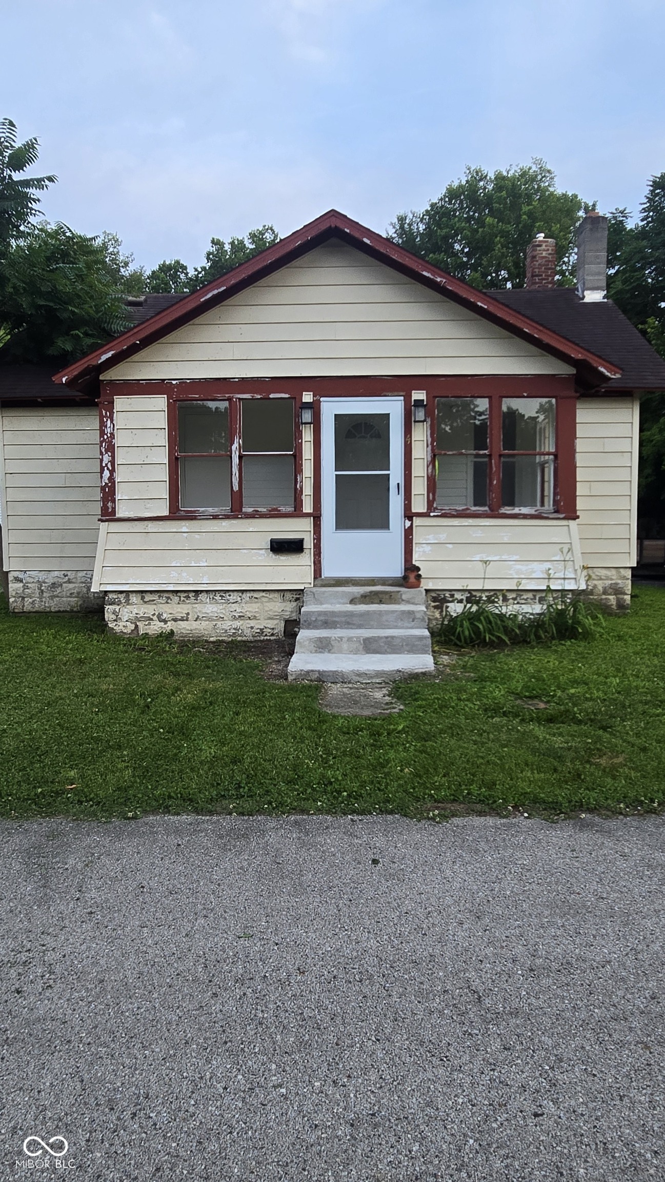 4 S 4th Property Photo 1
