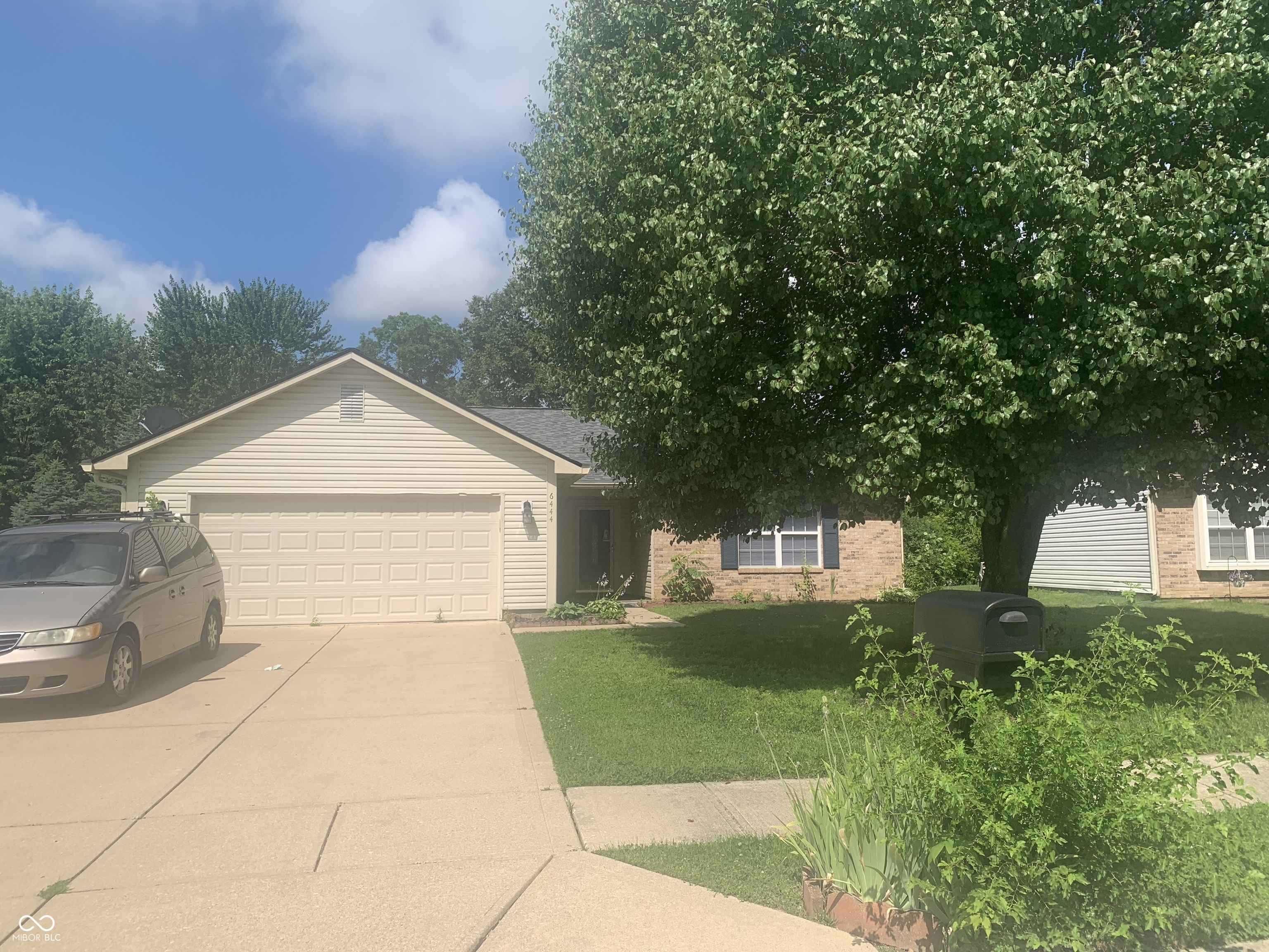 6444 Amick Way Property Photo 1