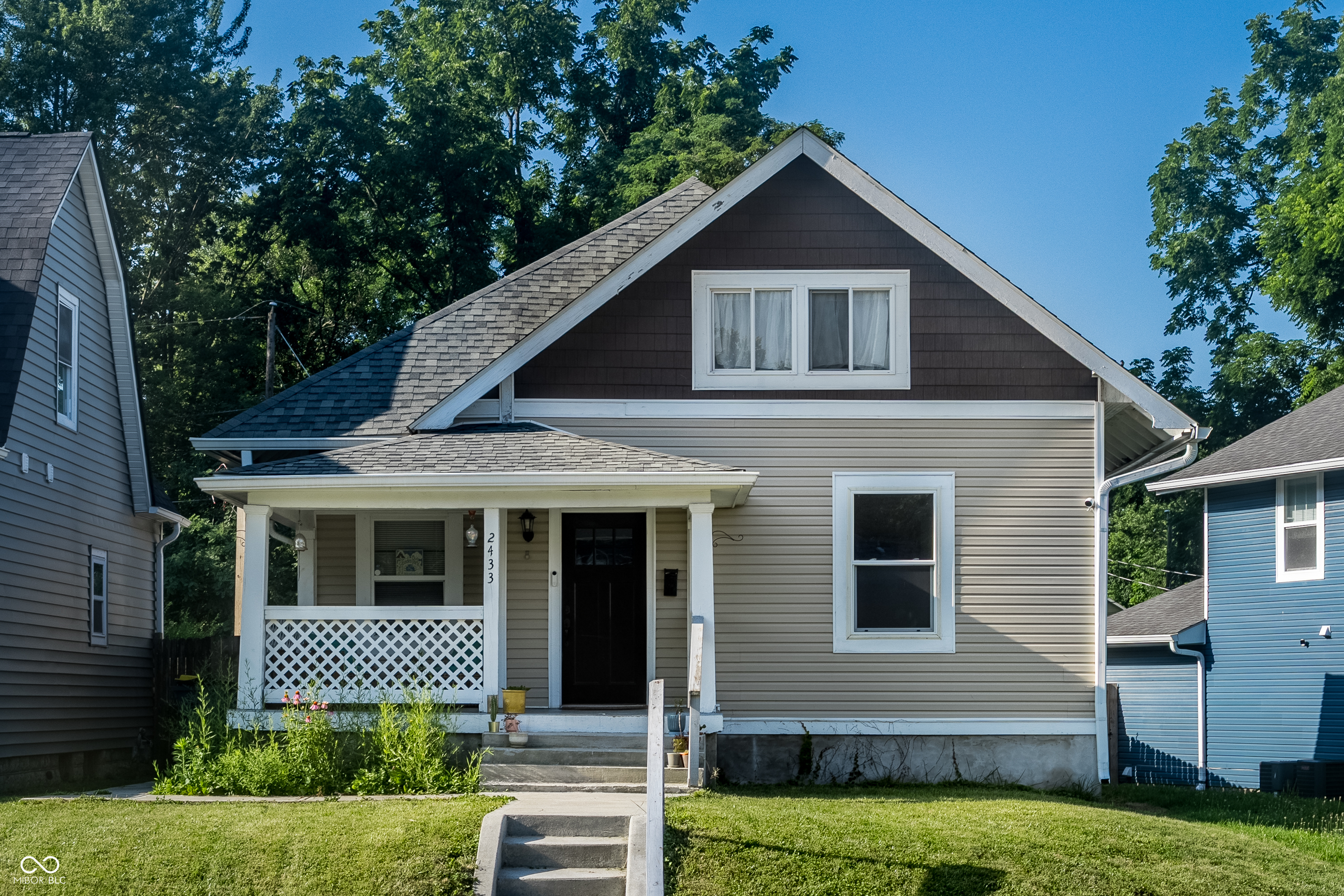 2433 Coyner Avenue Property Photo 1