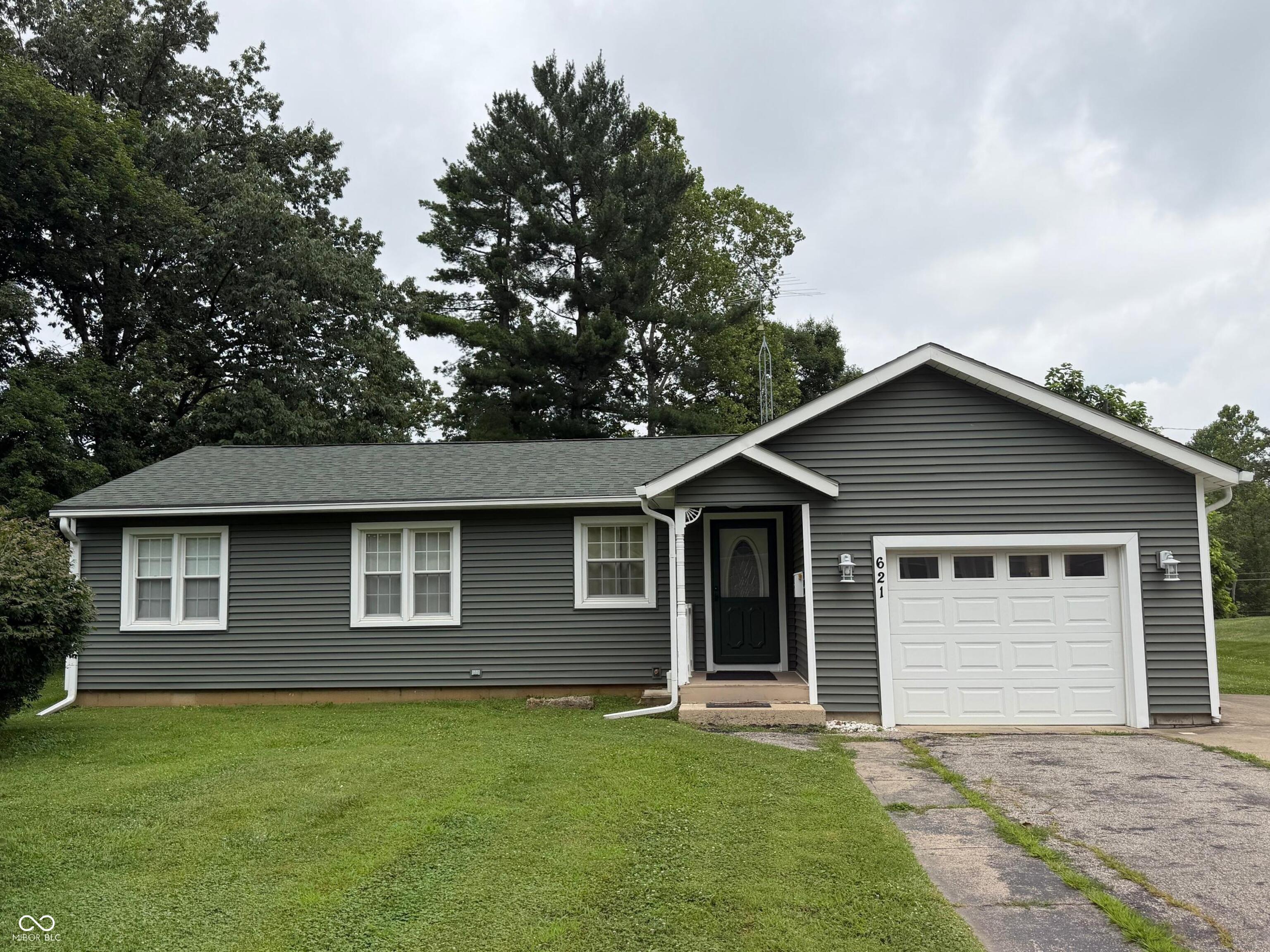 621 Woodland Drive Property Photo 1