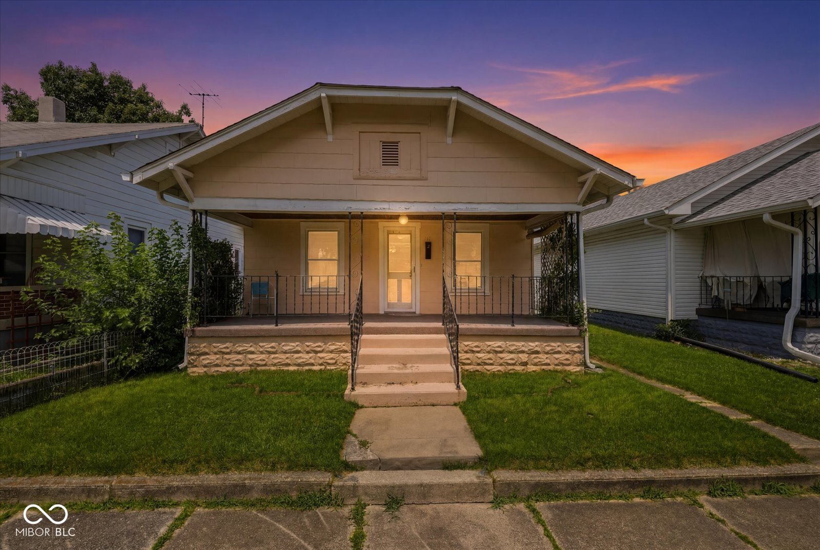 106 4th Street Property Photo 1