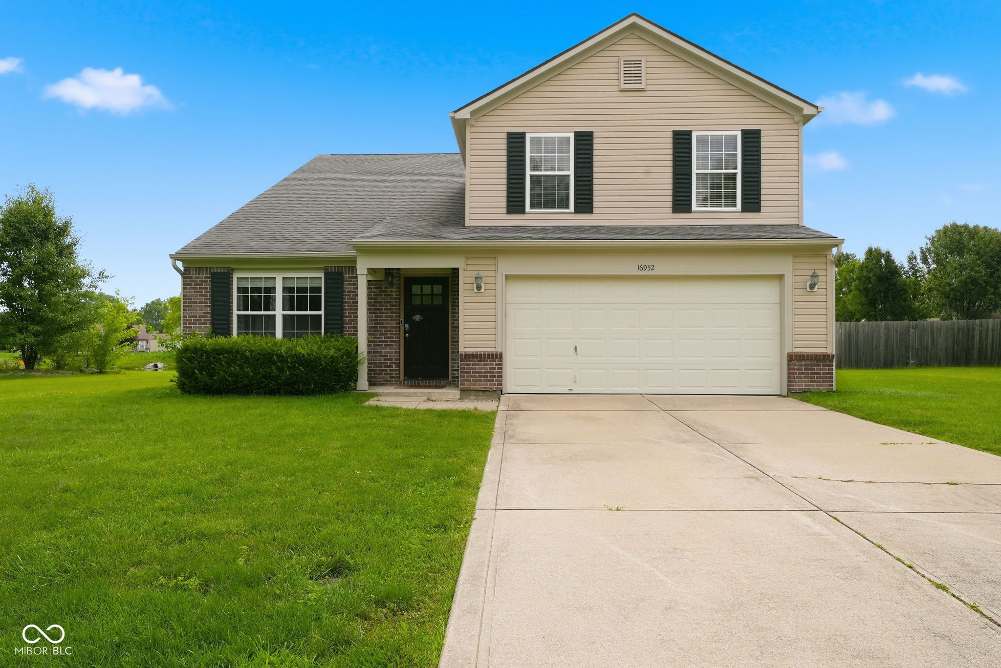 16952 Peach Lane Property Photo 1