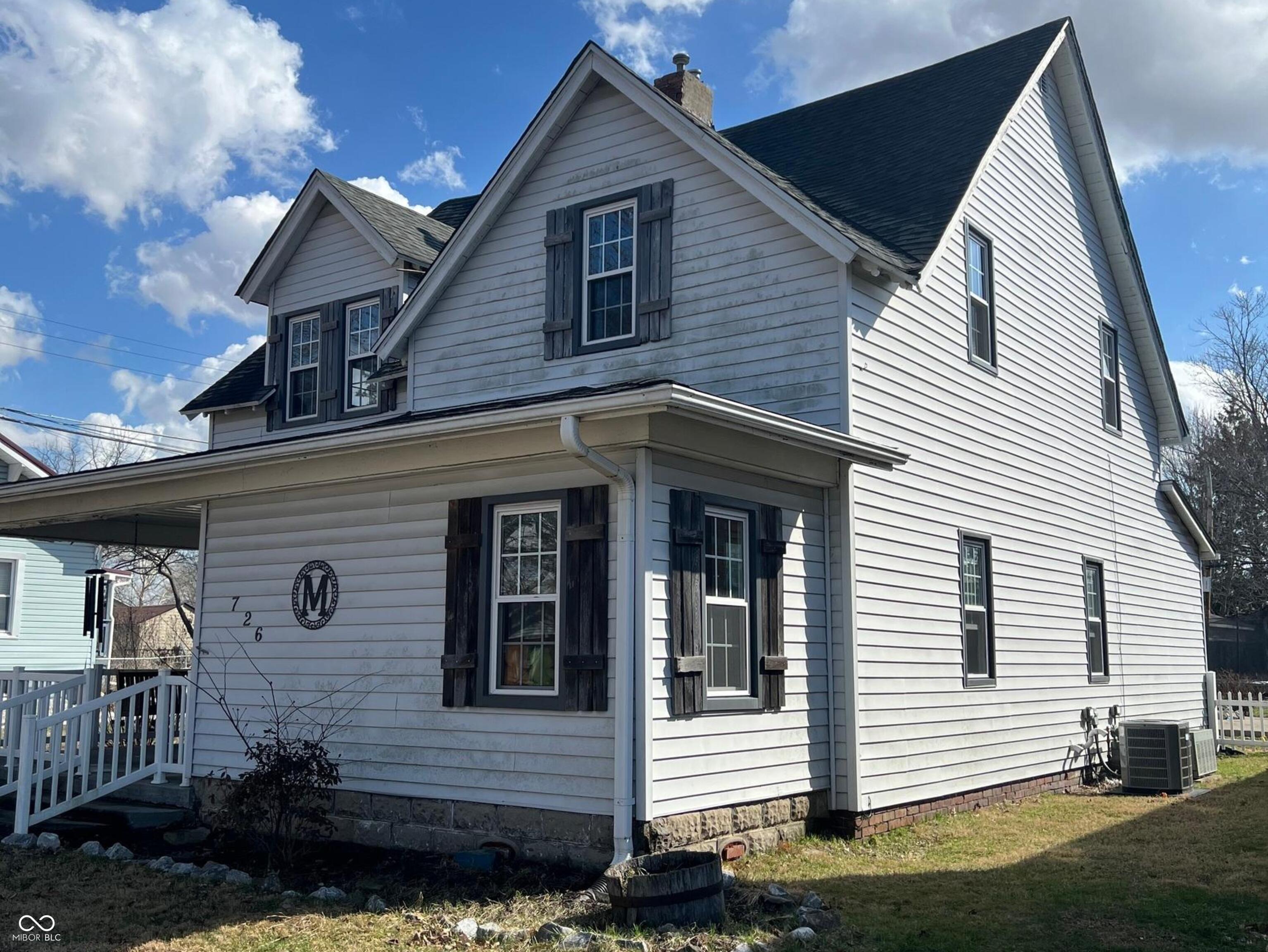 726 Blackman Street Property Photo 1