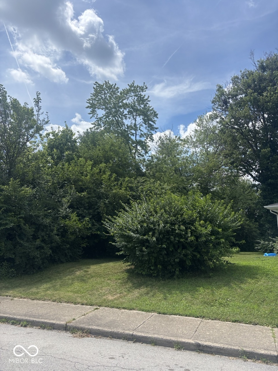 2102 Brookside Avenue Property Photo 1