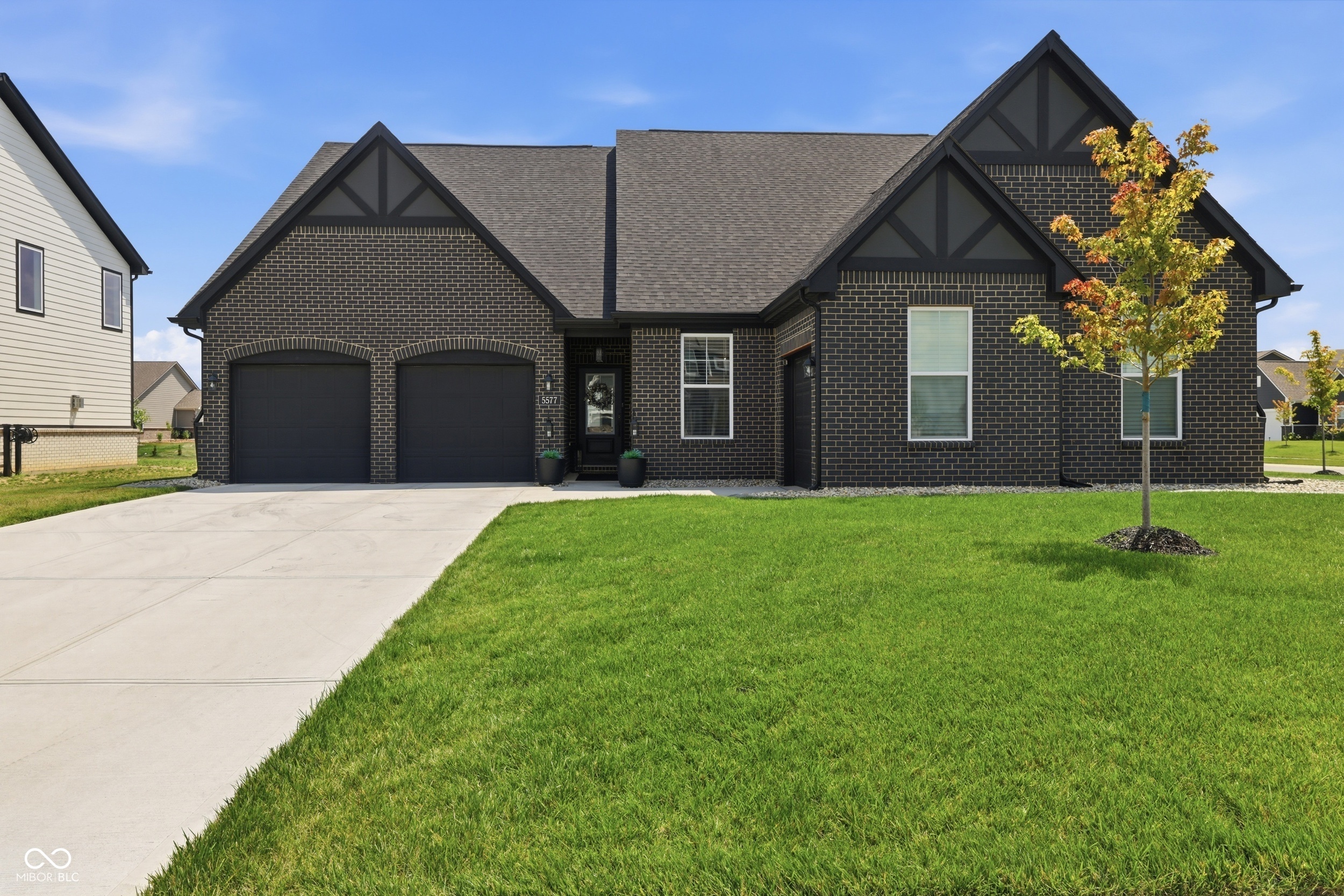 5577 Volanti Way Property Photo 1